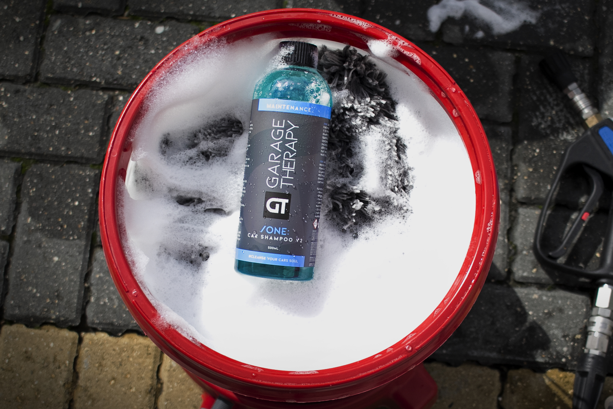 ONE: Car Shampoo V2についてご紹介