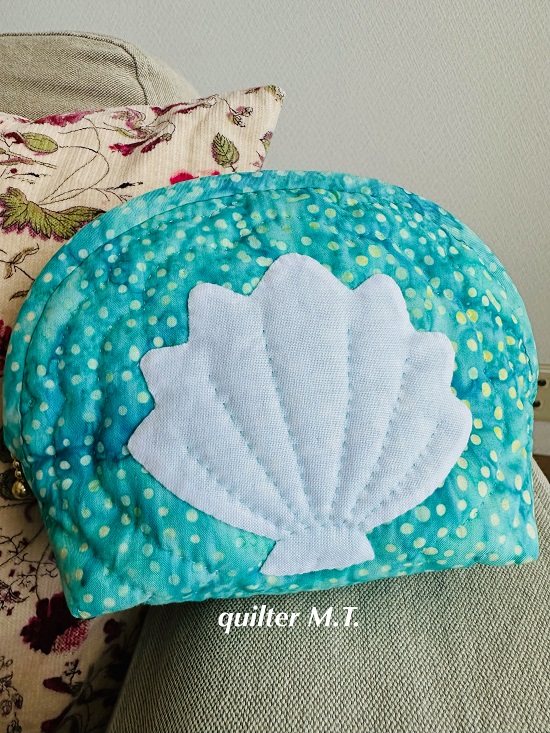 (53)お客様の作品quilter MT様　shellのポーチ　ハワイアンキルト