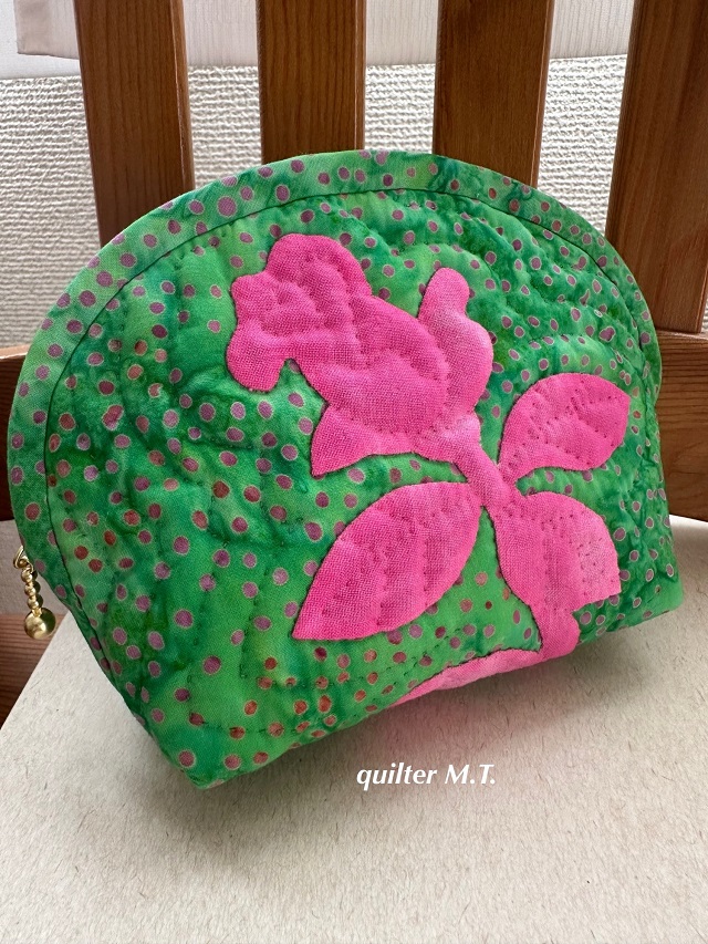 (56)お客様の作品 quilter M.T.様「ロケラニつぼみのポーチ」ハワイアンキルト