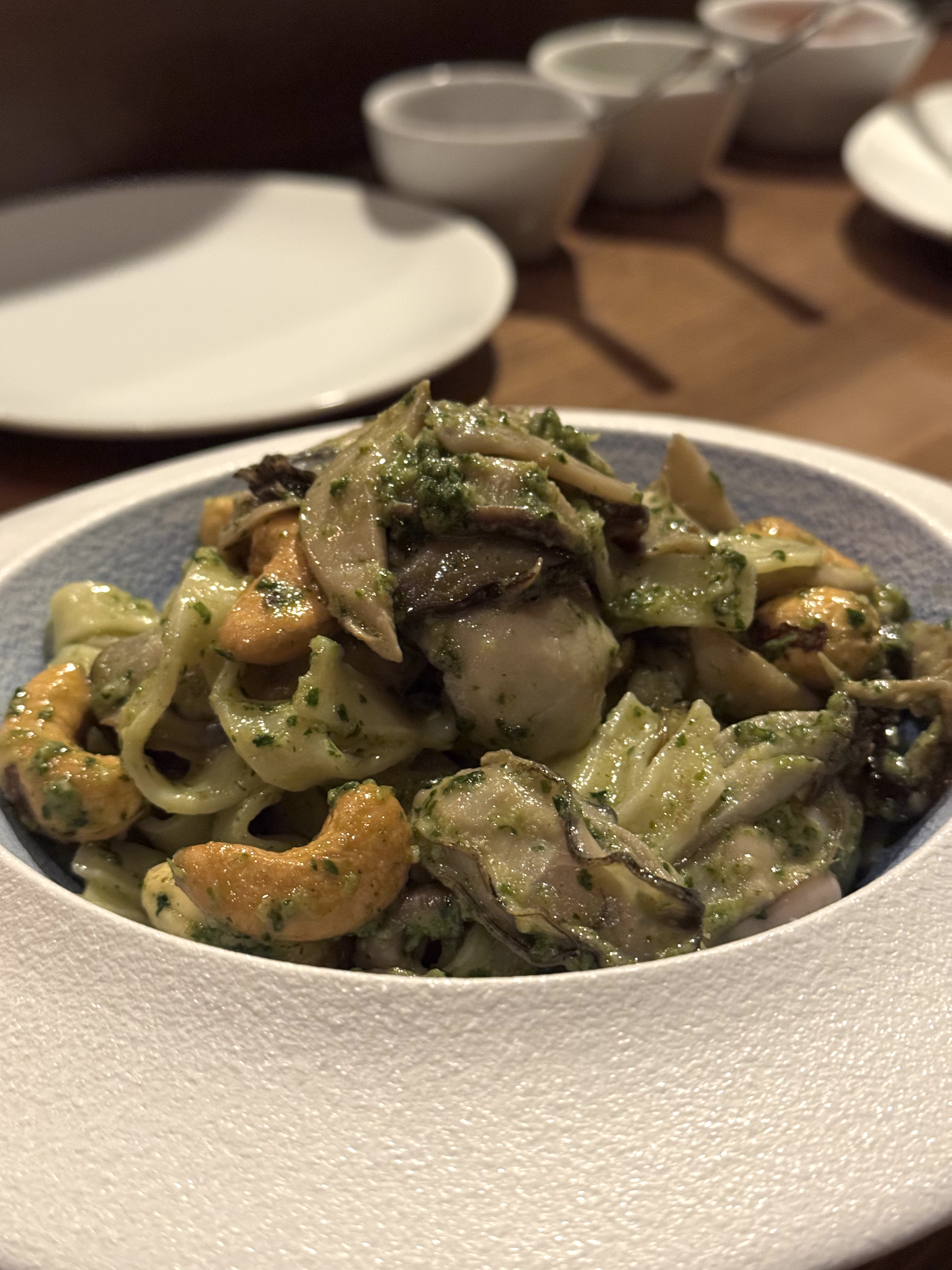 【閲覧注意】海のミルクと森の宝石が、口の中で運命の出会い。〜牡蠣とカシューナッツのバジルパスタ〜