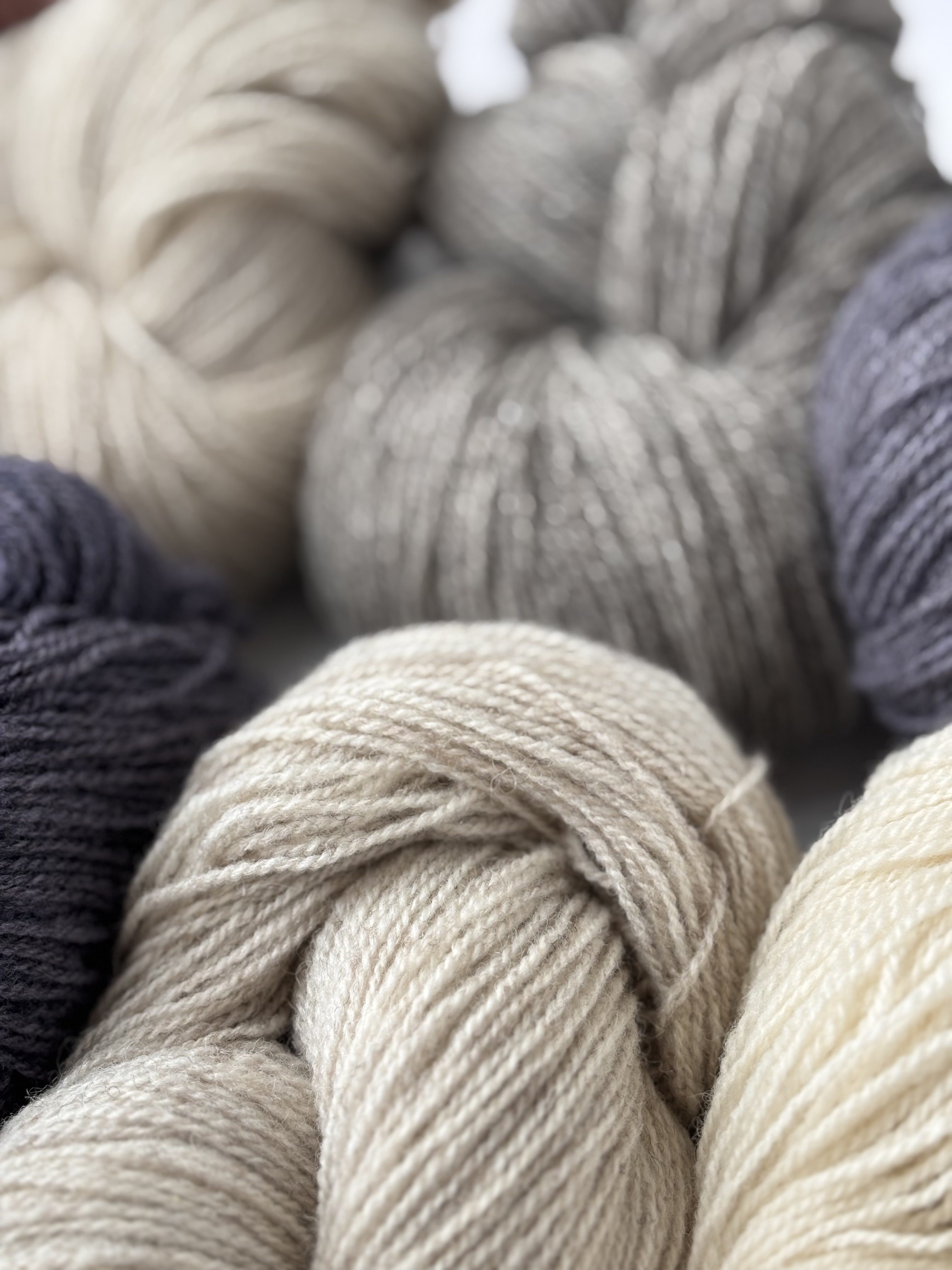 SolaceWool（ソレイスウール）はシェットランドウール100％