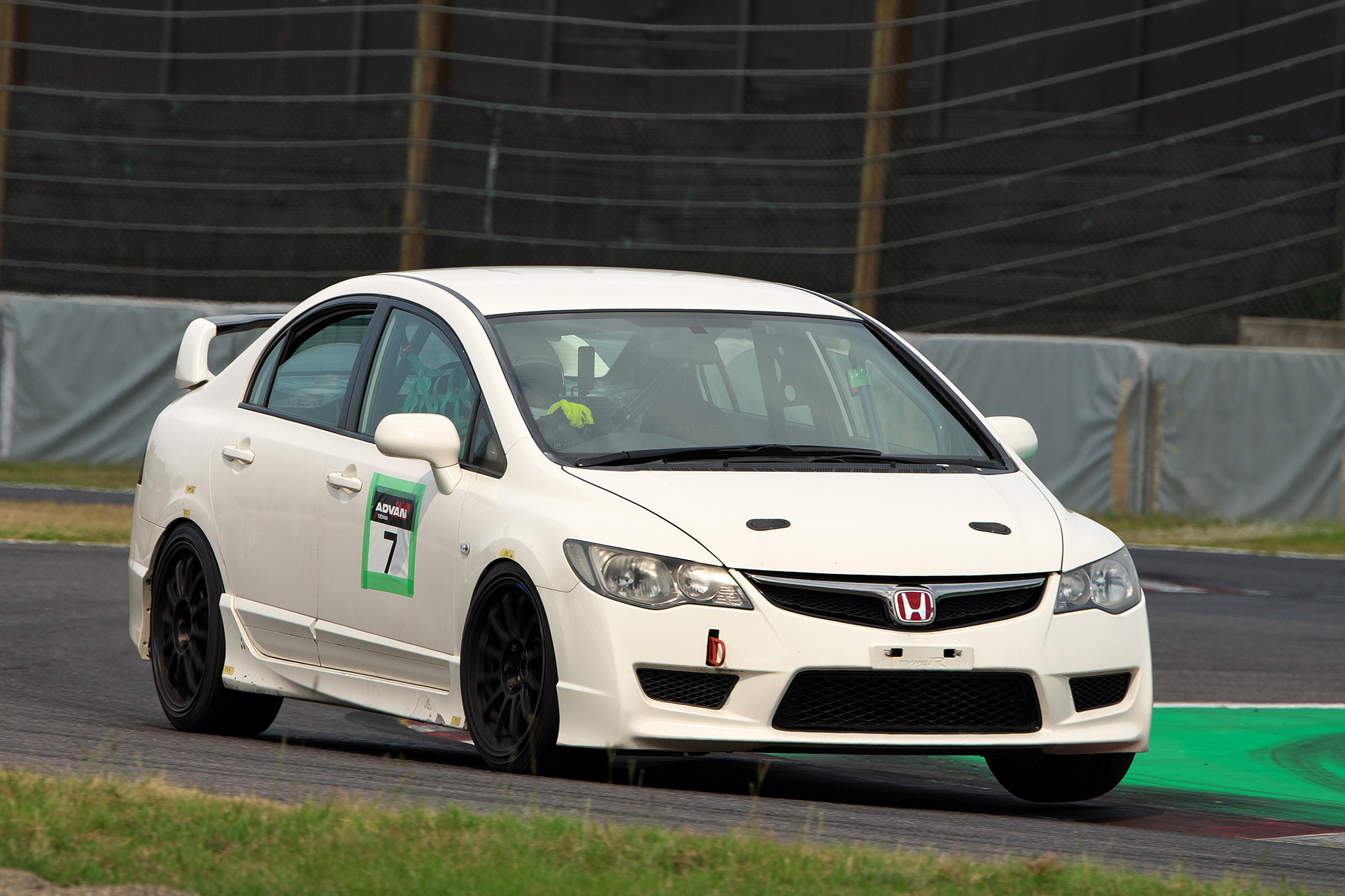 車両詳細 HONDA CIVIC Type R (FD2)