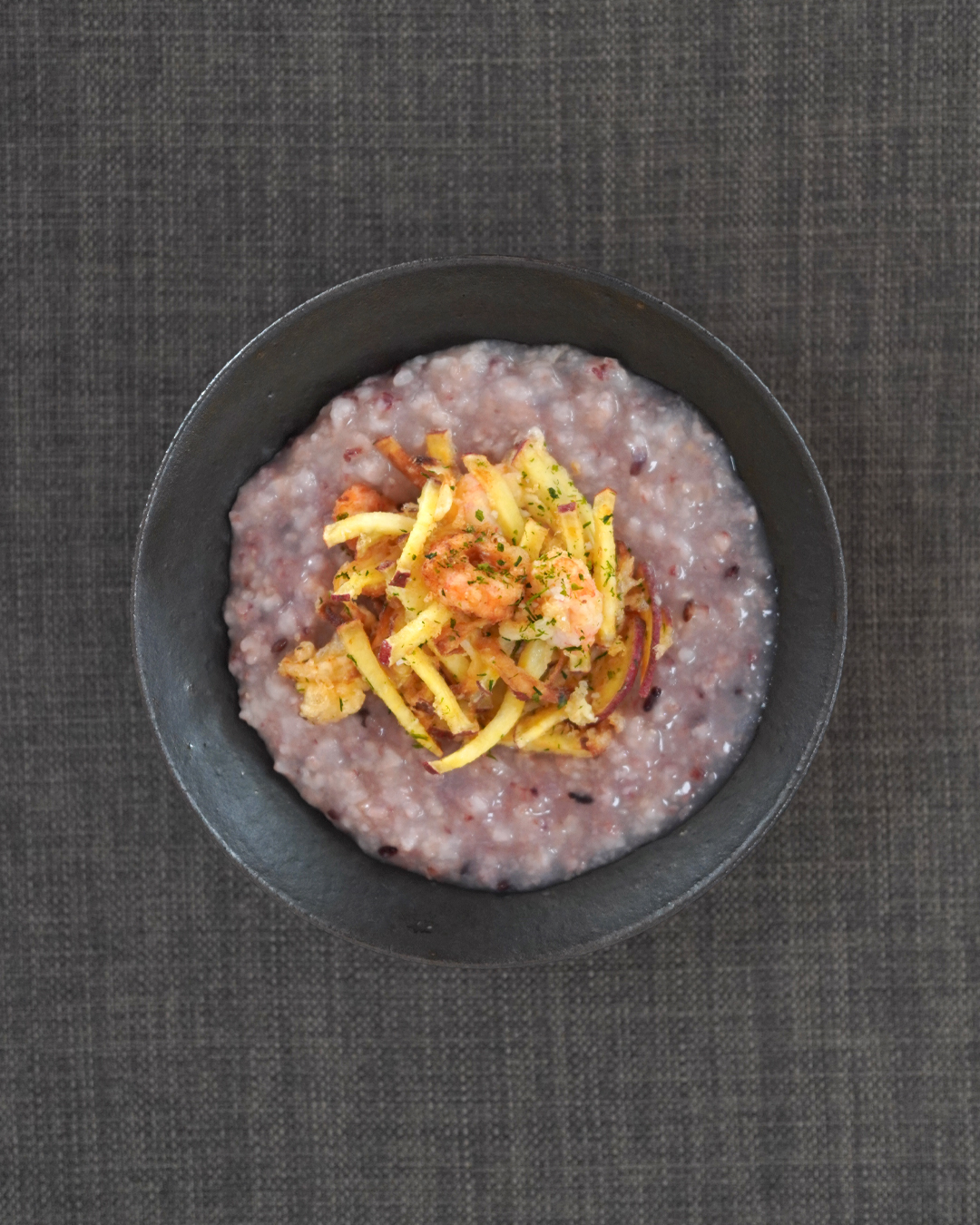 アレンジレシピ #24 | さつまいもと⽢エビののり塩かき揚げがゆ ー⿊⽶がゆ使⽤ー