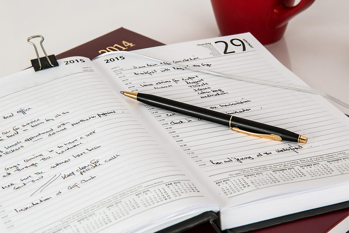 デジタルもいいけど、スケジュール管理はやっぱり手帳!