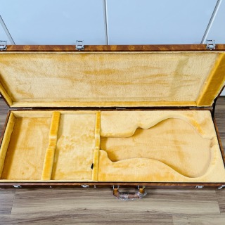 ストロボ 8弦ギター シリーズ専用のハードケースをご用意しました！