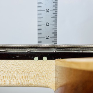 ストロボ5B④　ー低弦高でもガッツのある鳴りを実現するためにー