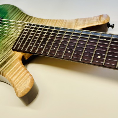 Strobe plus 9G light & shadow ❻ ー指板・弦間・弦交換①ー