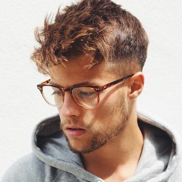 How to choose adult men's glasses