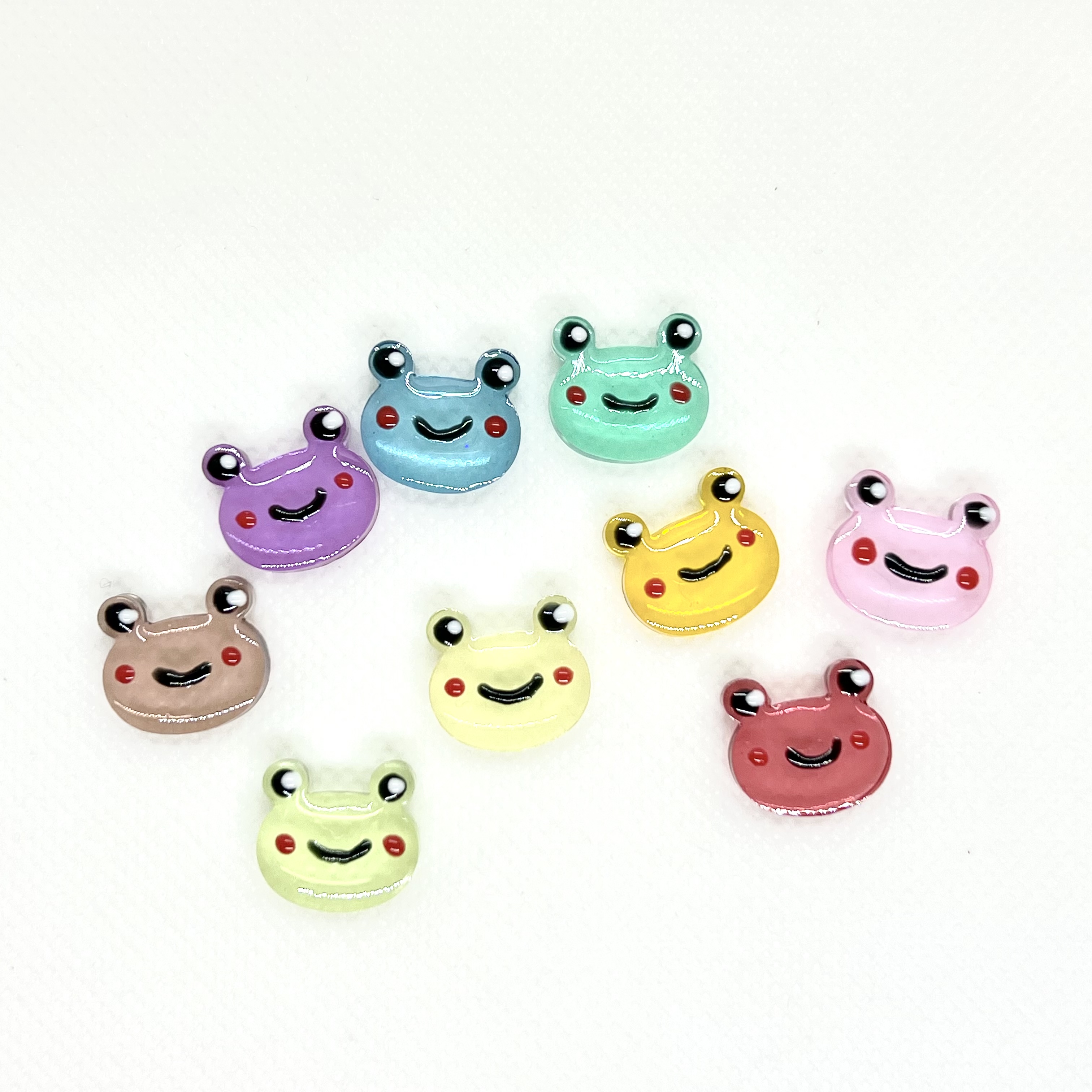 カエルちゃん、予定のカラーが揃いました!!