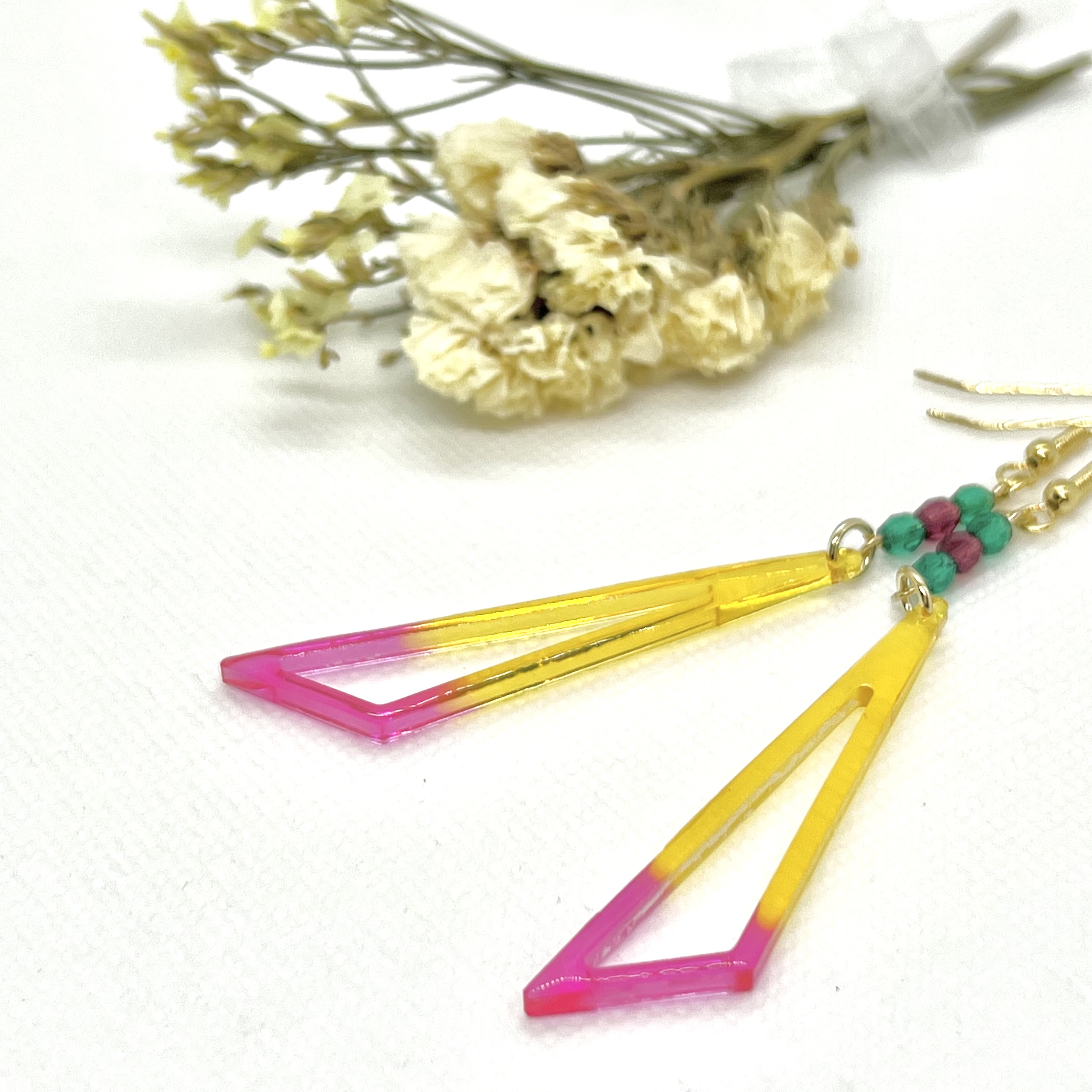 カシスオレンジのトロピカルなロングピアス