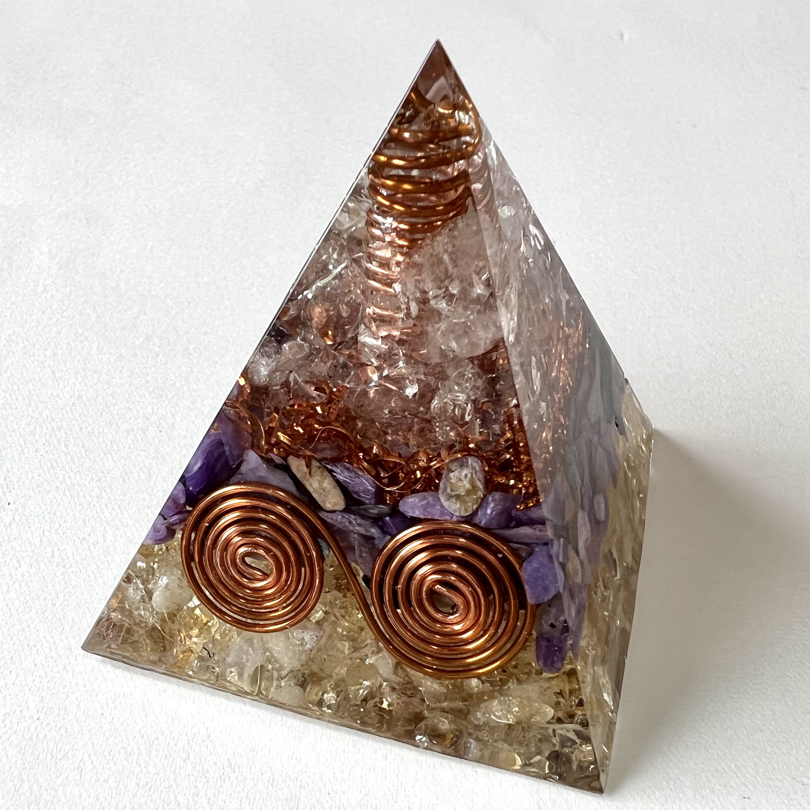 火曜、水曜は定休日です