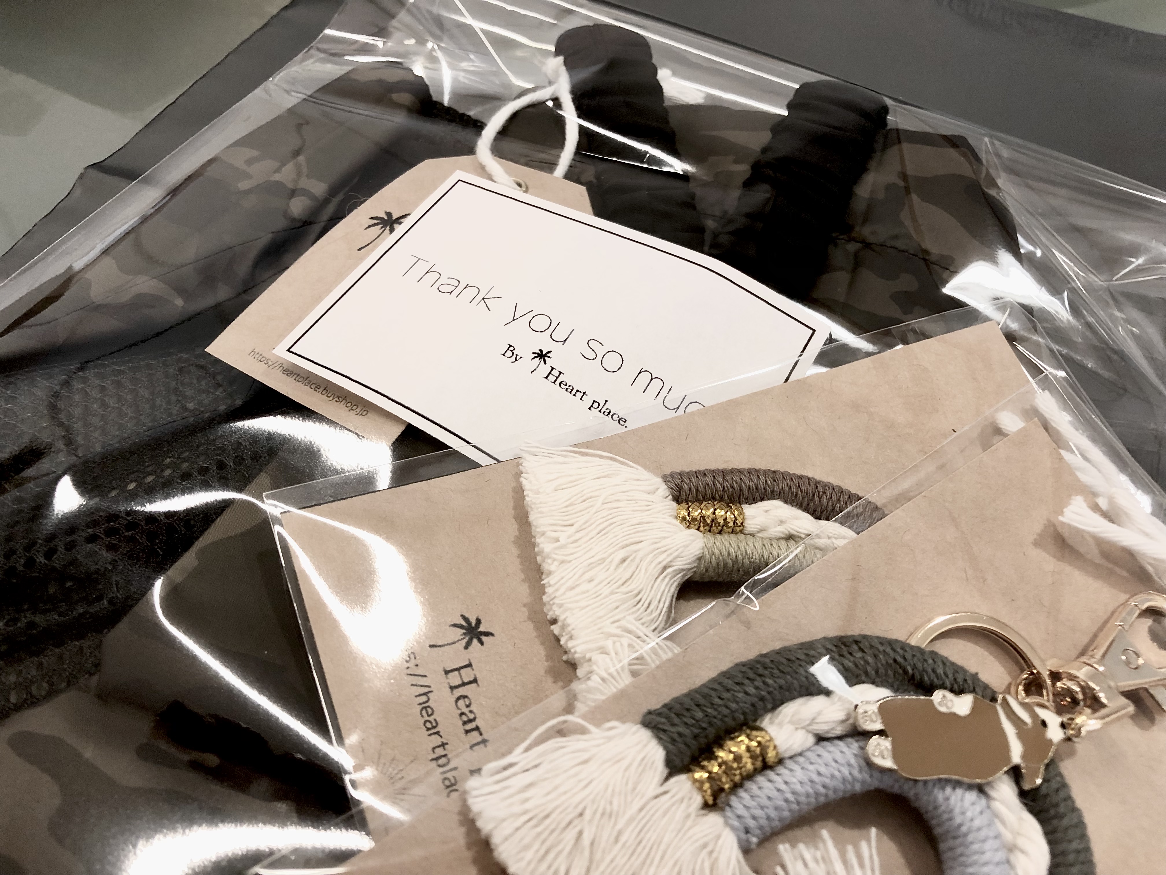 マクラメレインボー欠品中;