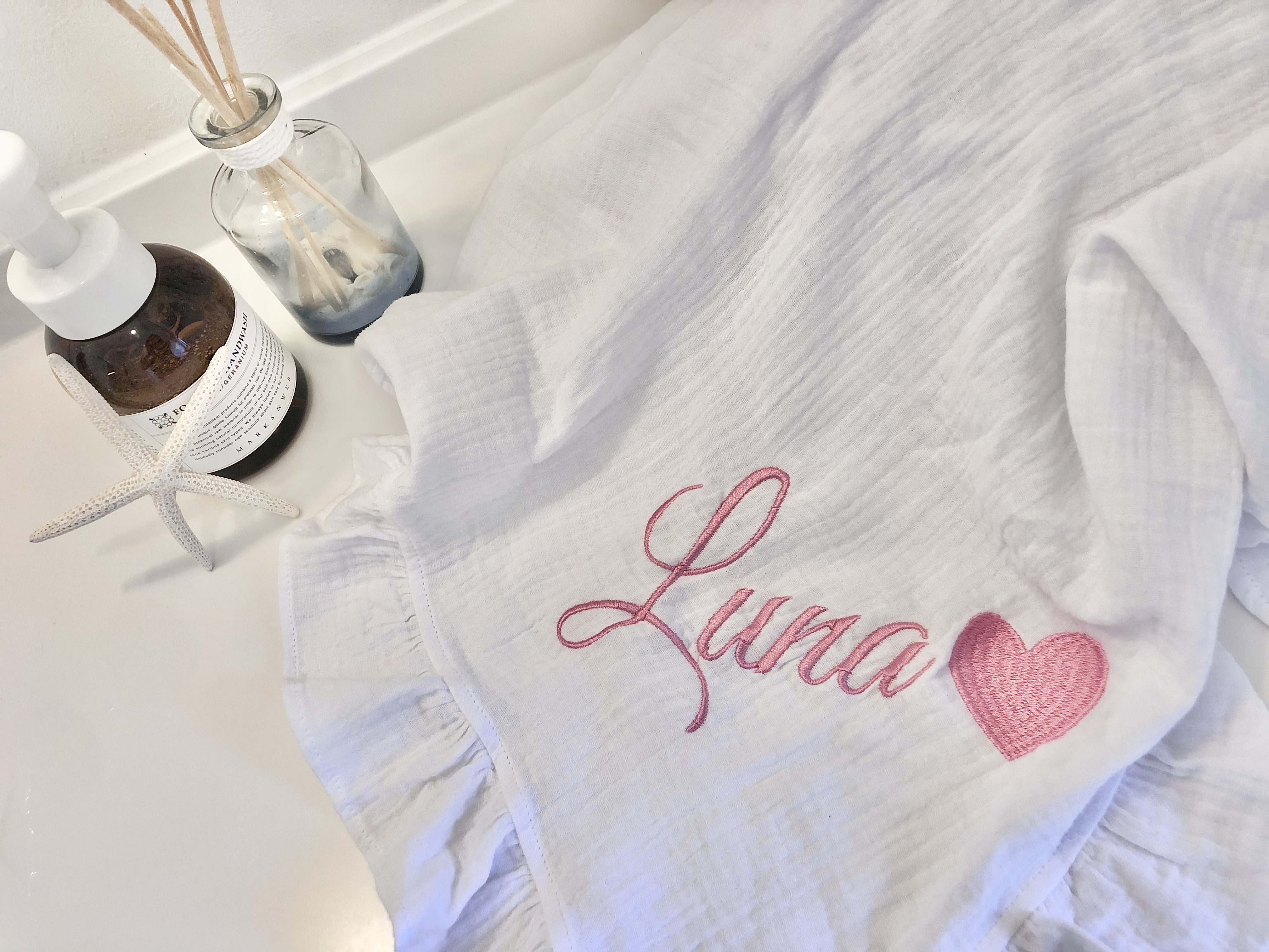 ネーム刺繍ブランケット