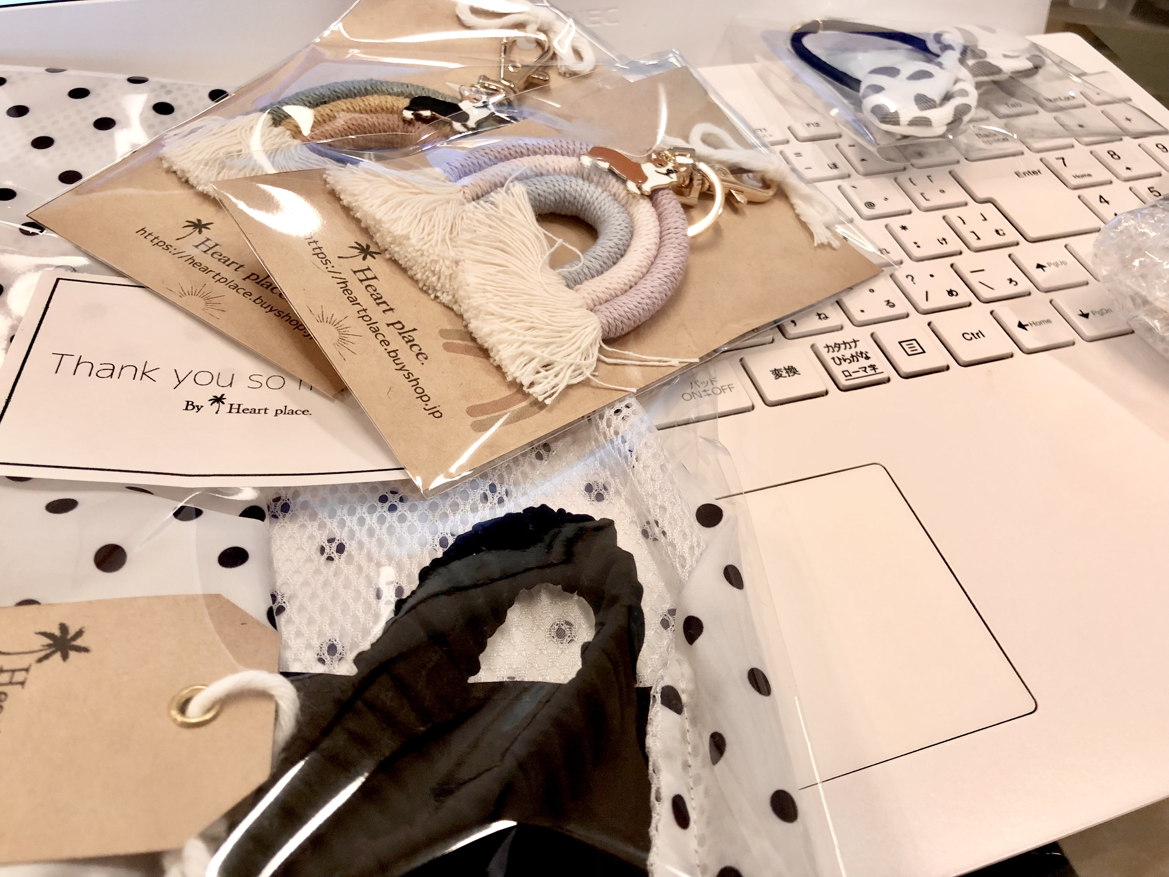 マクラメキーホルダー再販について