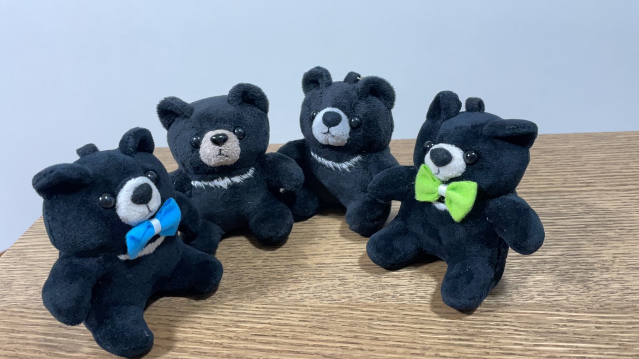 型紙ツキノワグマを何個か作ってみました。