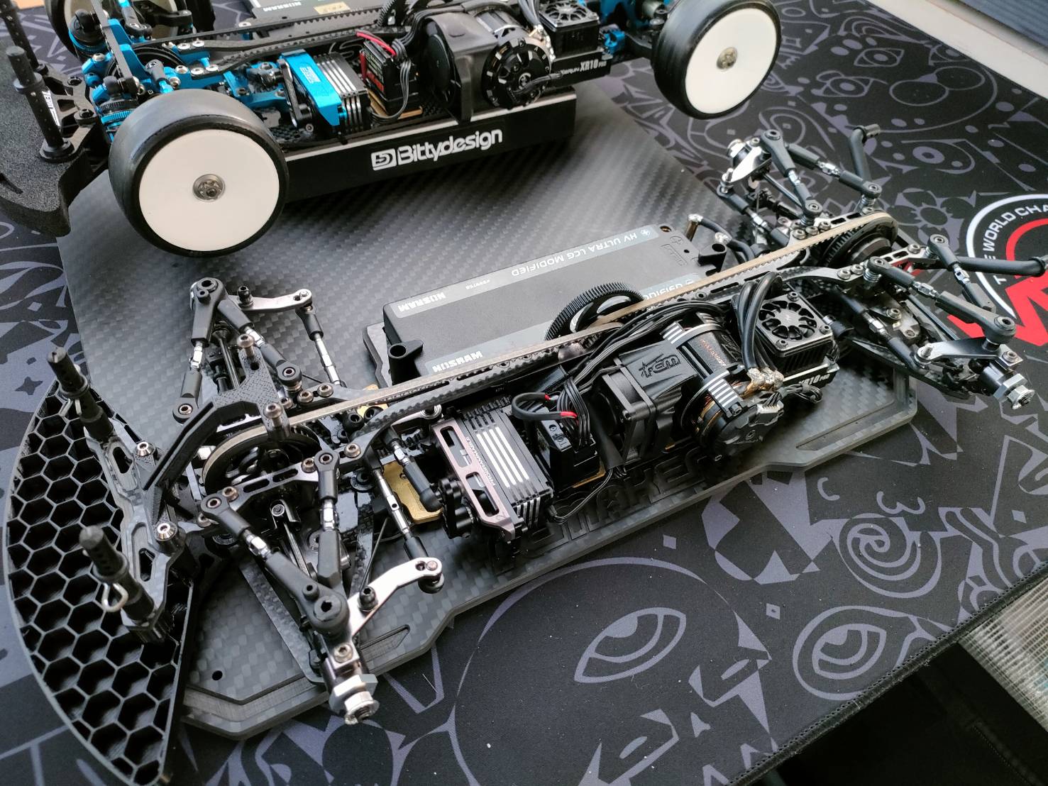 ZEROTRIBEオリジナル Awesomatix A800R用カーボンシャーシを発売予定！