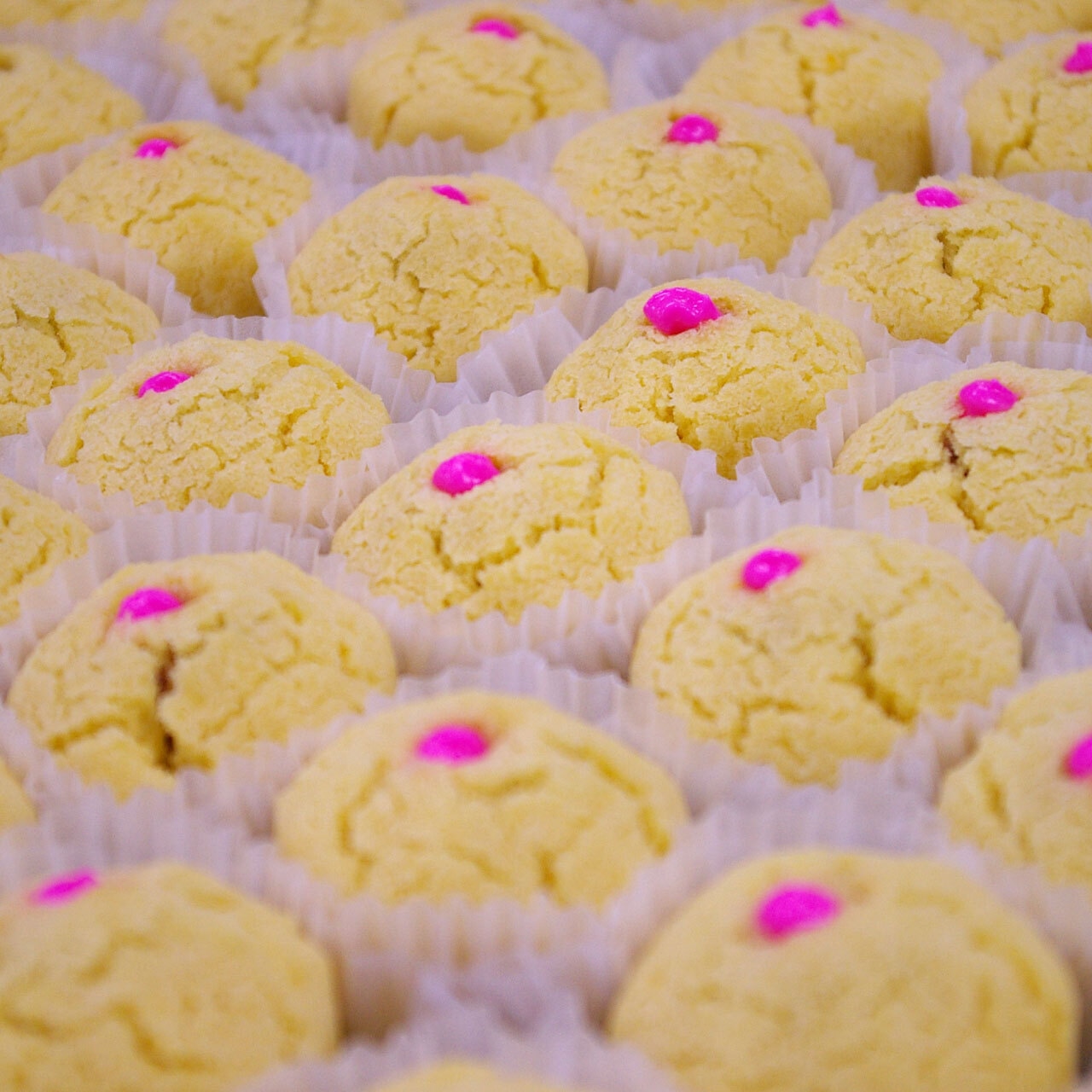 3/14(土)ホワイトデー! 和菓子「いちご街道」をオススメします!