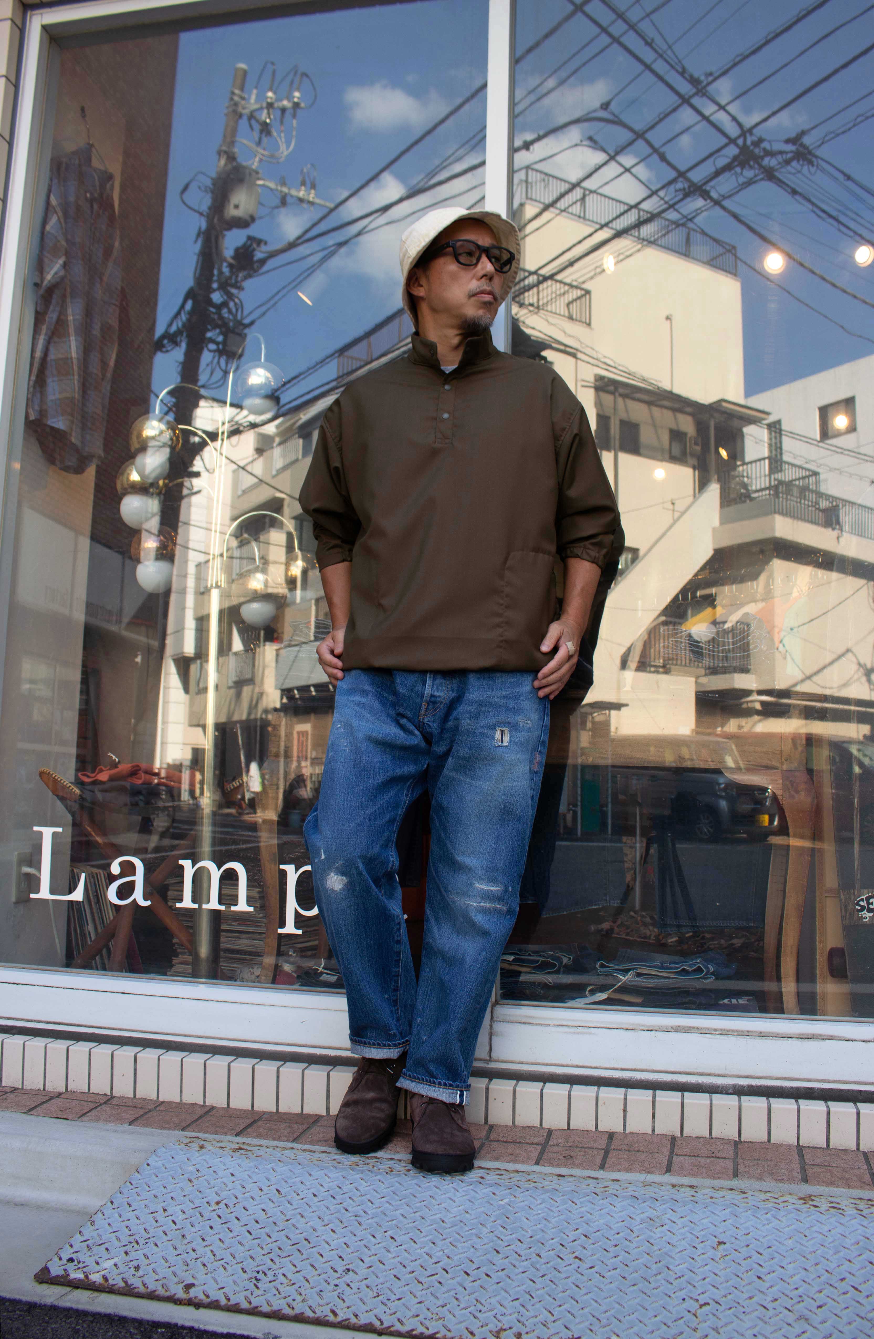 Manual alphabet Clear Twill Snap Tee スタイルイメージ!