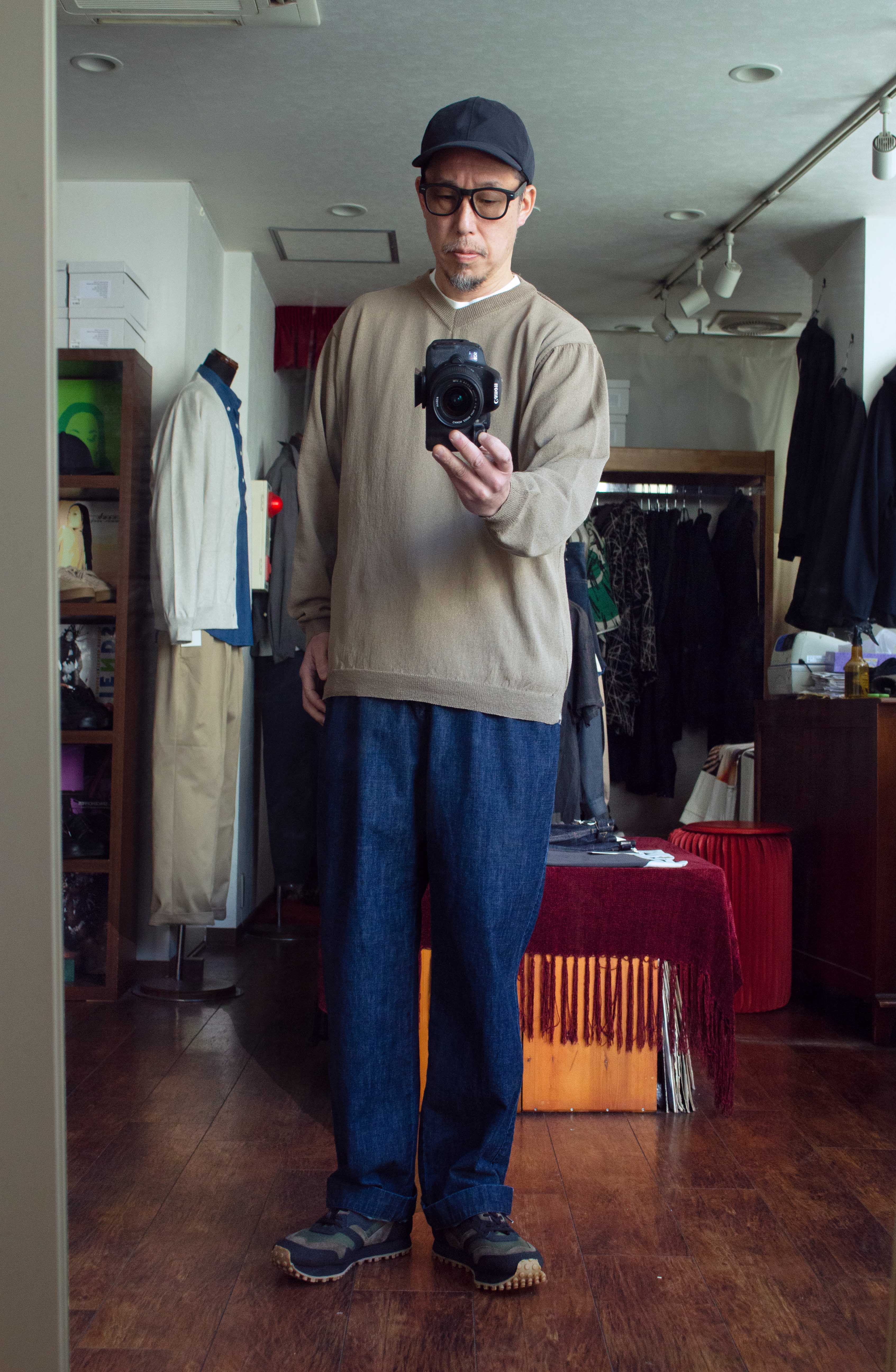 Still by hand 浅Vネックニット KN04241