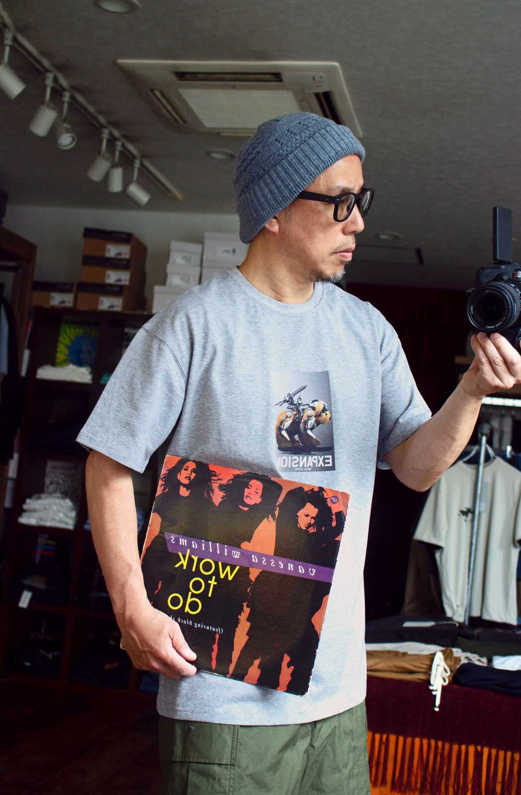 ExpansionのTeddy E T-Shirts E04