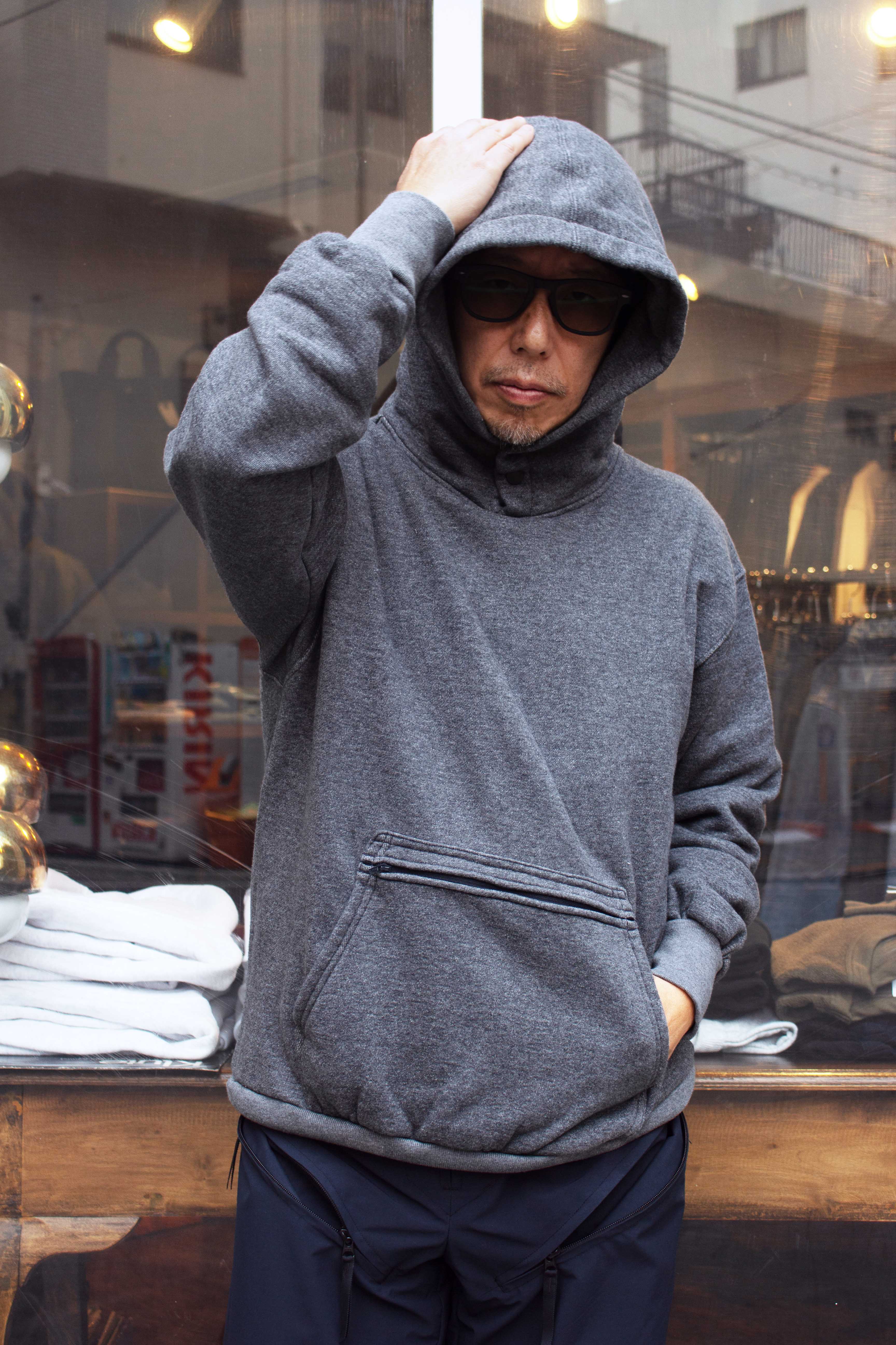 MODMNT HEAVY URAKE SWEAT HOODY