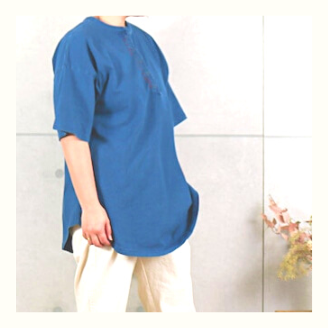 アメカジな着こなしに、ヘンリーネックTシャツ