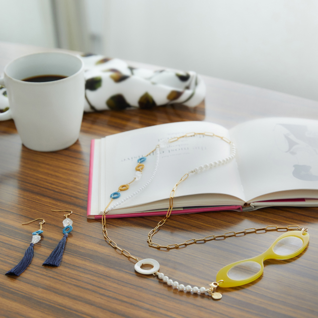 CS「華麗なる宝塚の世界」ナビゲーター中井美穂さんに着用頂きました。