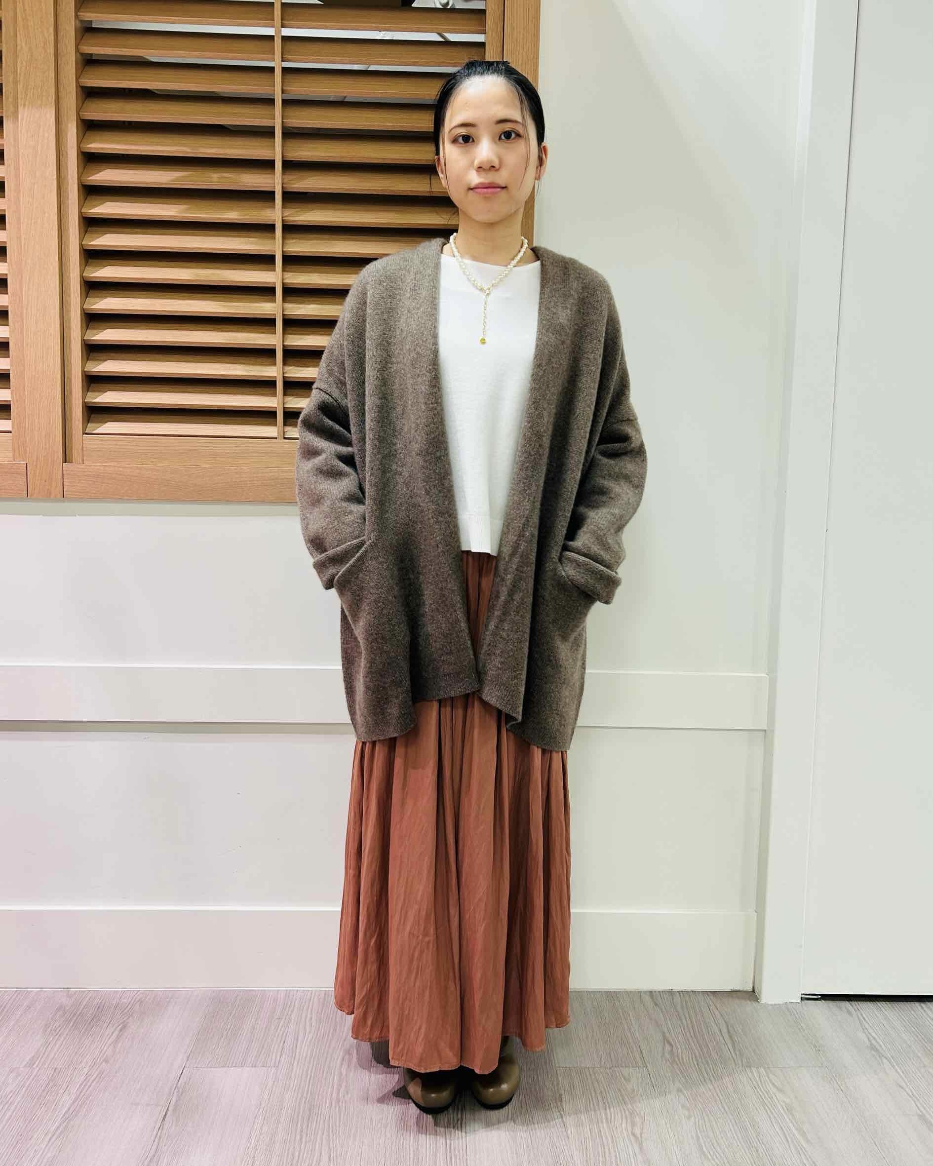 【STAFF STYLING】上質なヤクニットで贅沢な暖かさとリラックスを