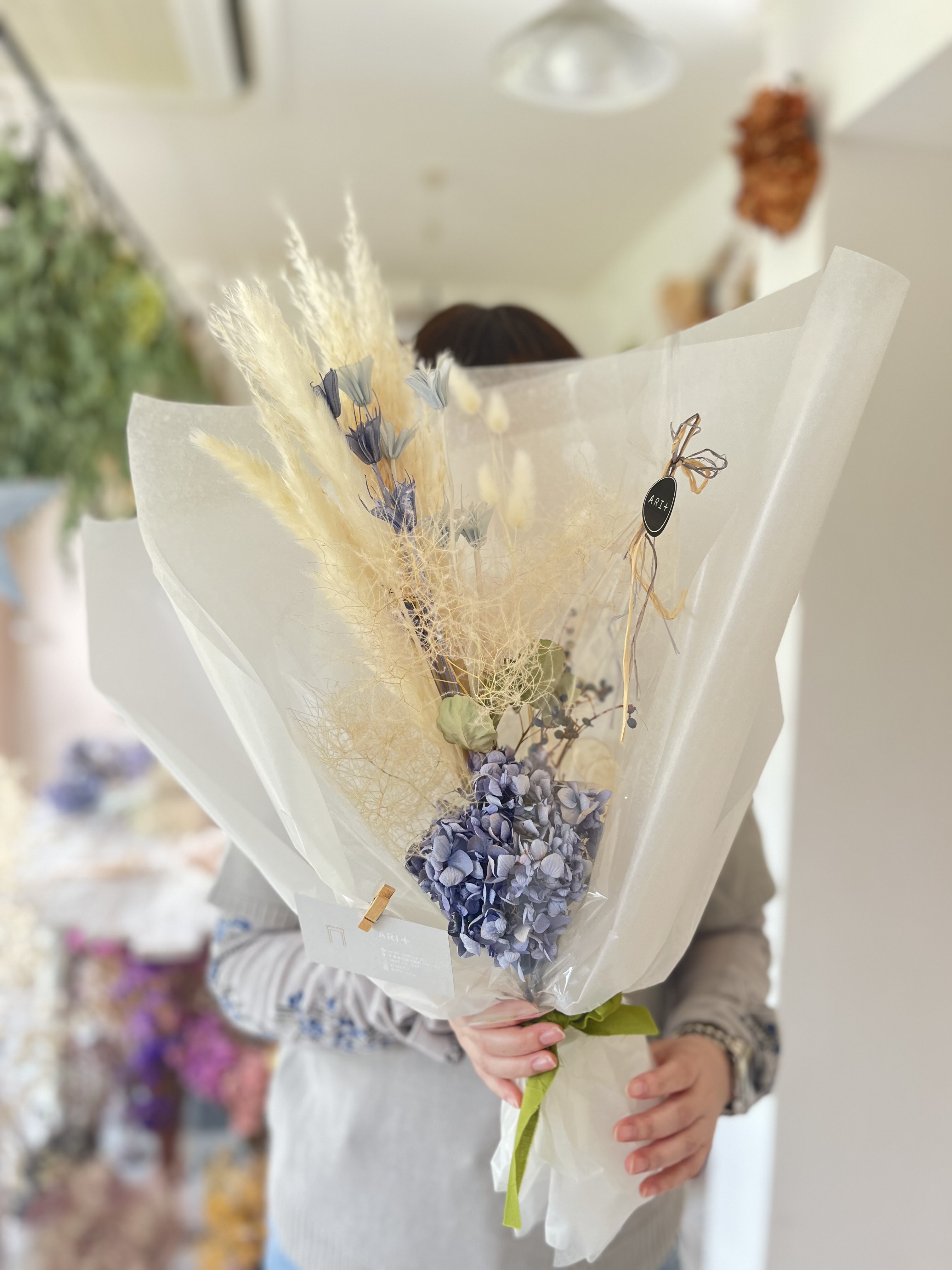お誕生日プレゼントにドライフラワーの花束を