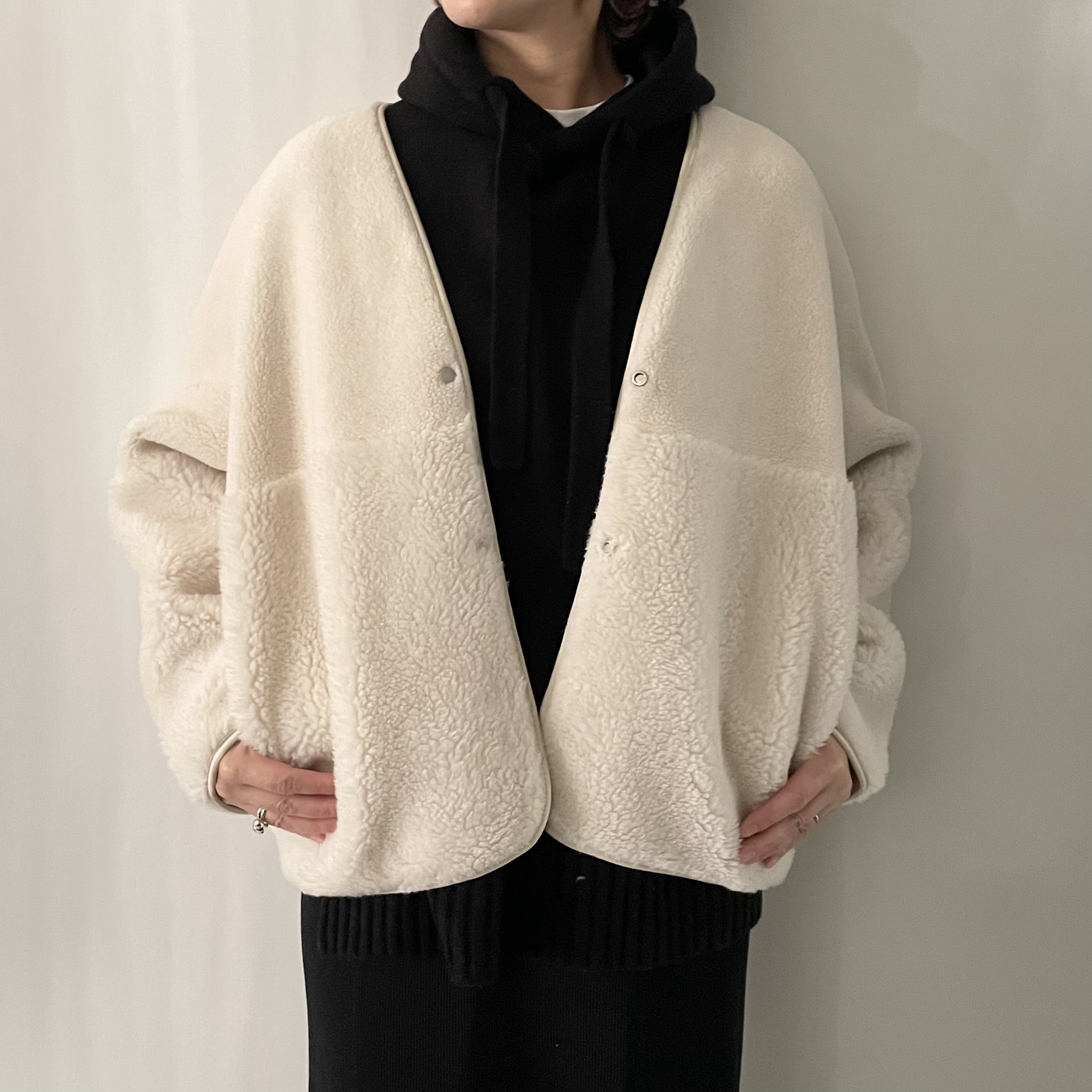 アウター特集「リバーシブルボアジャケット」