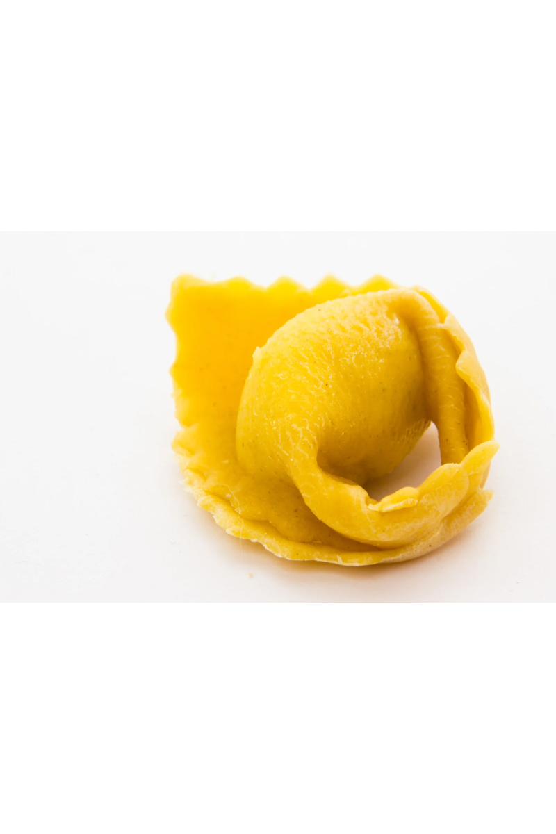 トルテッリ（tortelli）❗ イタ リア版、餃子の王様。 ナイフと フォークで食べるパスタ。