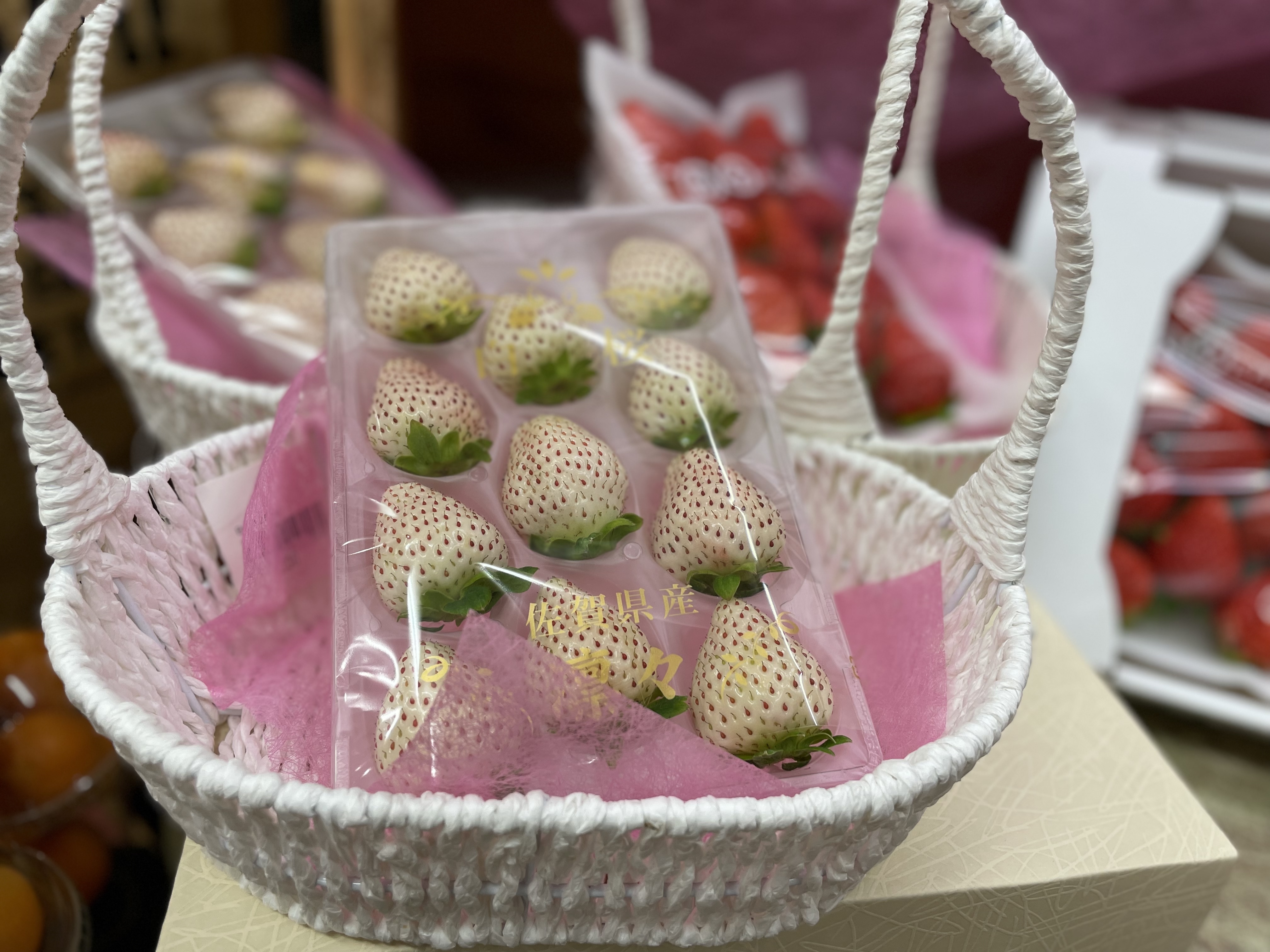 【白いちご🍓】あま～い白イチゴなぜ白い？('ω')