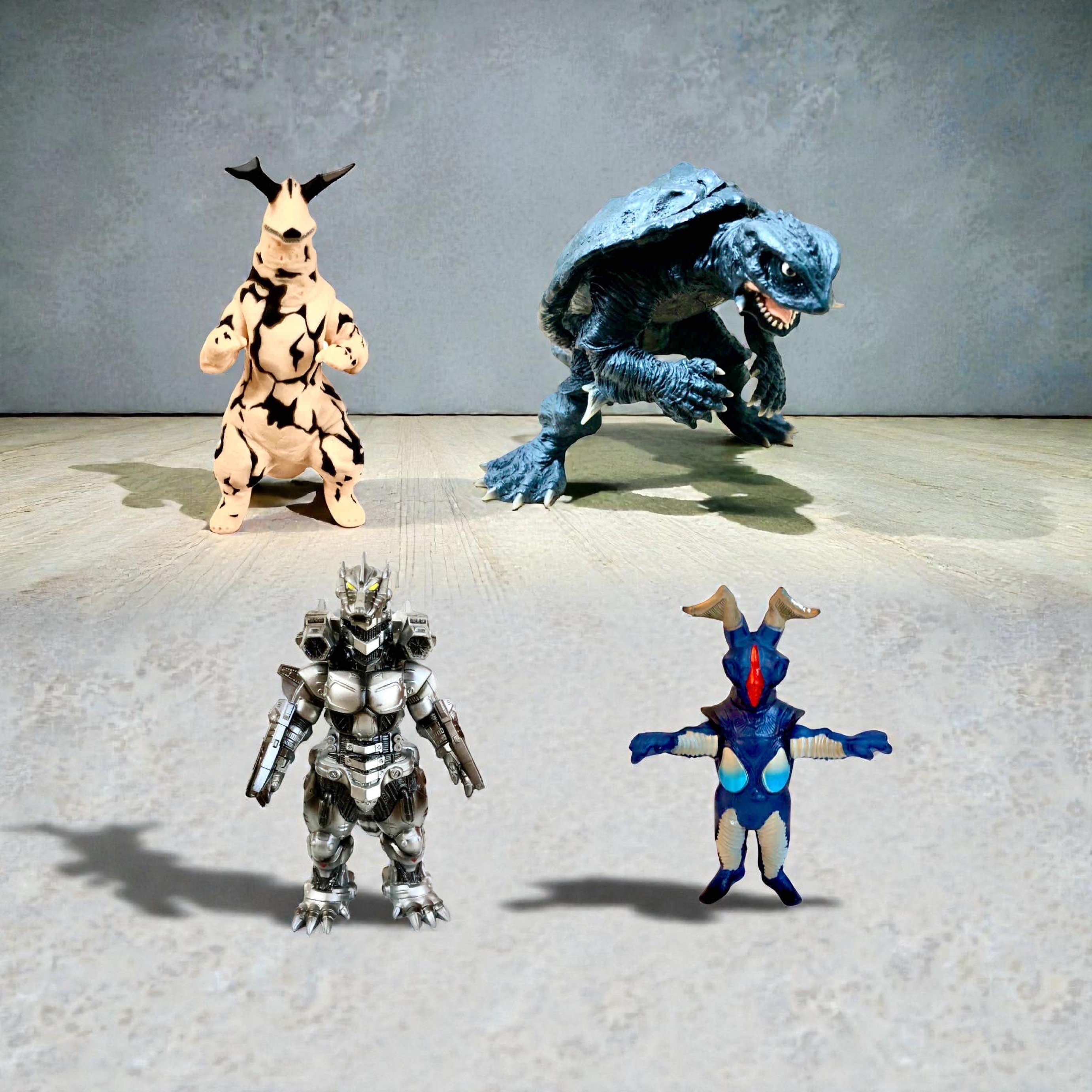 ガメラやエレキング等の懐かしのソフビ❗️