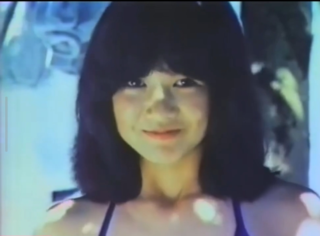 あの1980年に大反響を生んだ❗️水着姿の宮崎美子さんのサイン入りフィギュア❗️