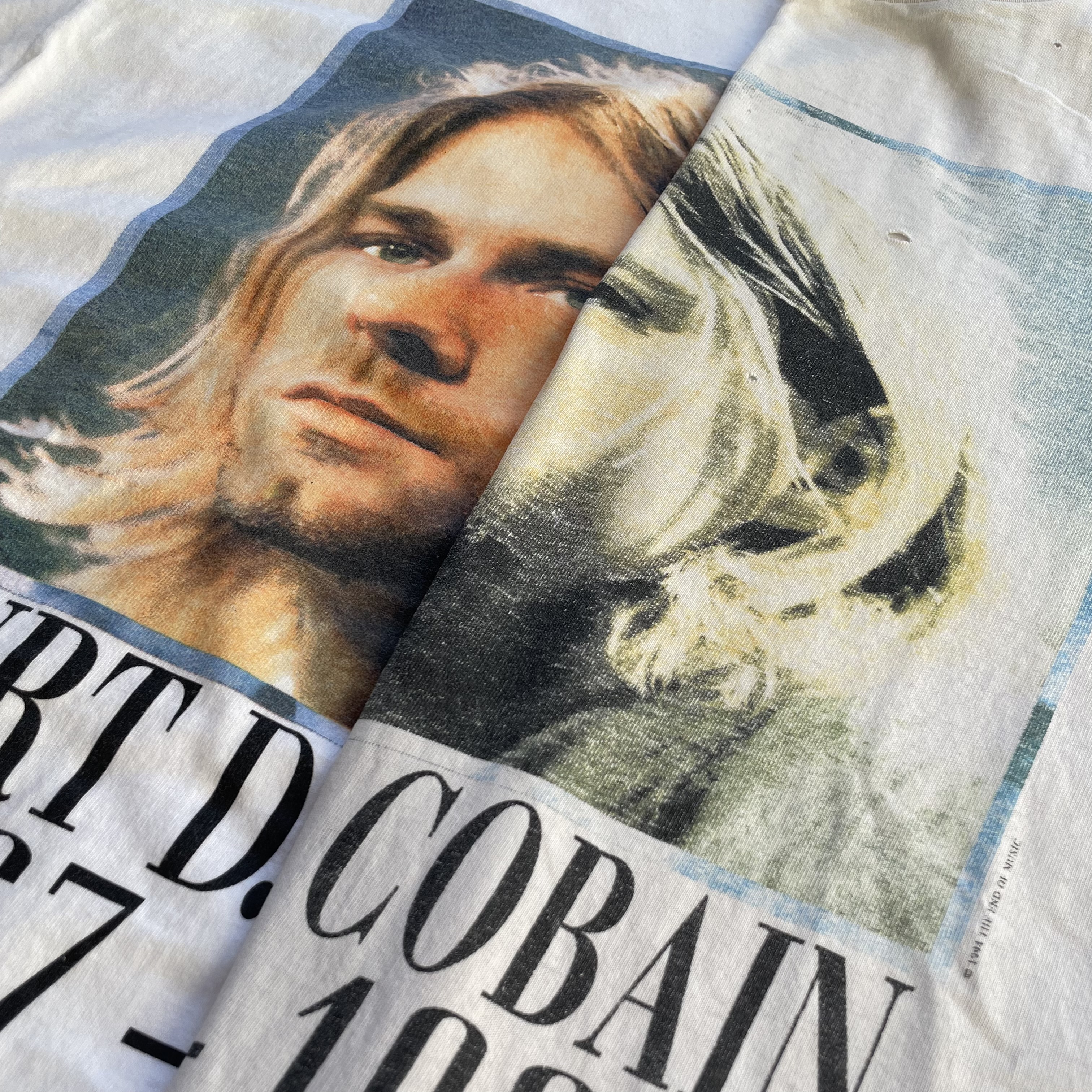 【Blog】Tシャツの色落ち？エイジング？ 90年代の カートコバーン追悼Tシャツを比較してみた