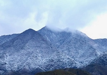 香肌の山