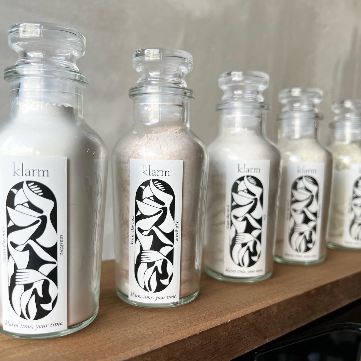 忙しい毎日に、肌と心の「深呼吸」を。klarm clayがつくる贅沢な余白時間