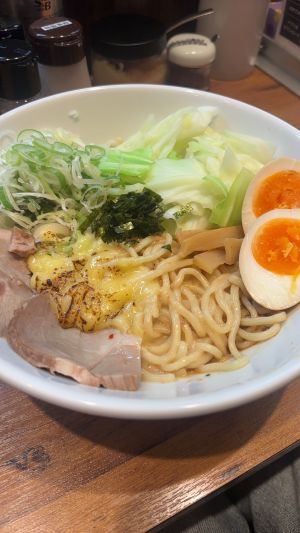 簡単！市販のパスタソースで美味い油そば✨