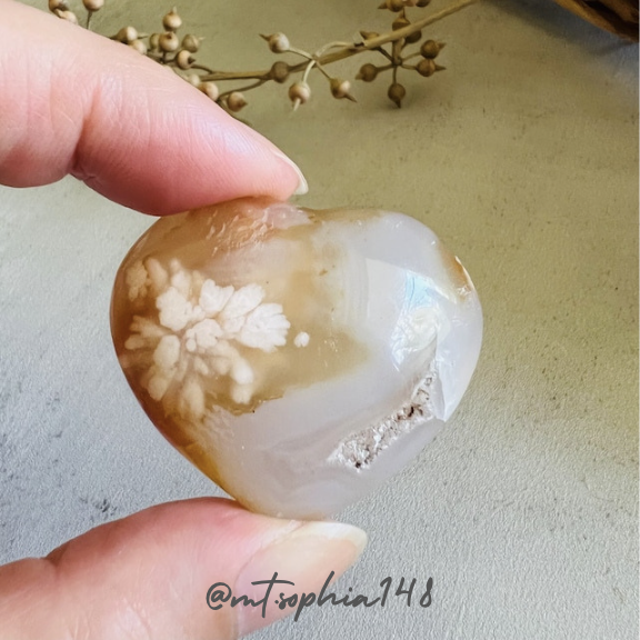 天然石の豆知識 ▷ 桜めのう