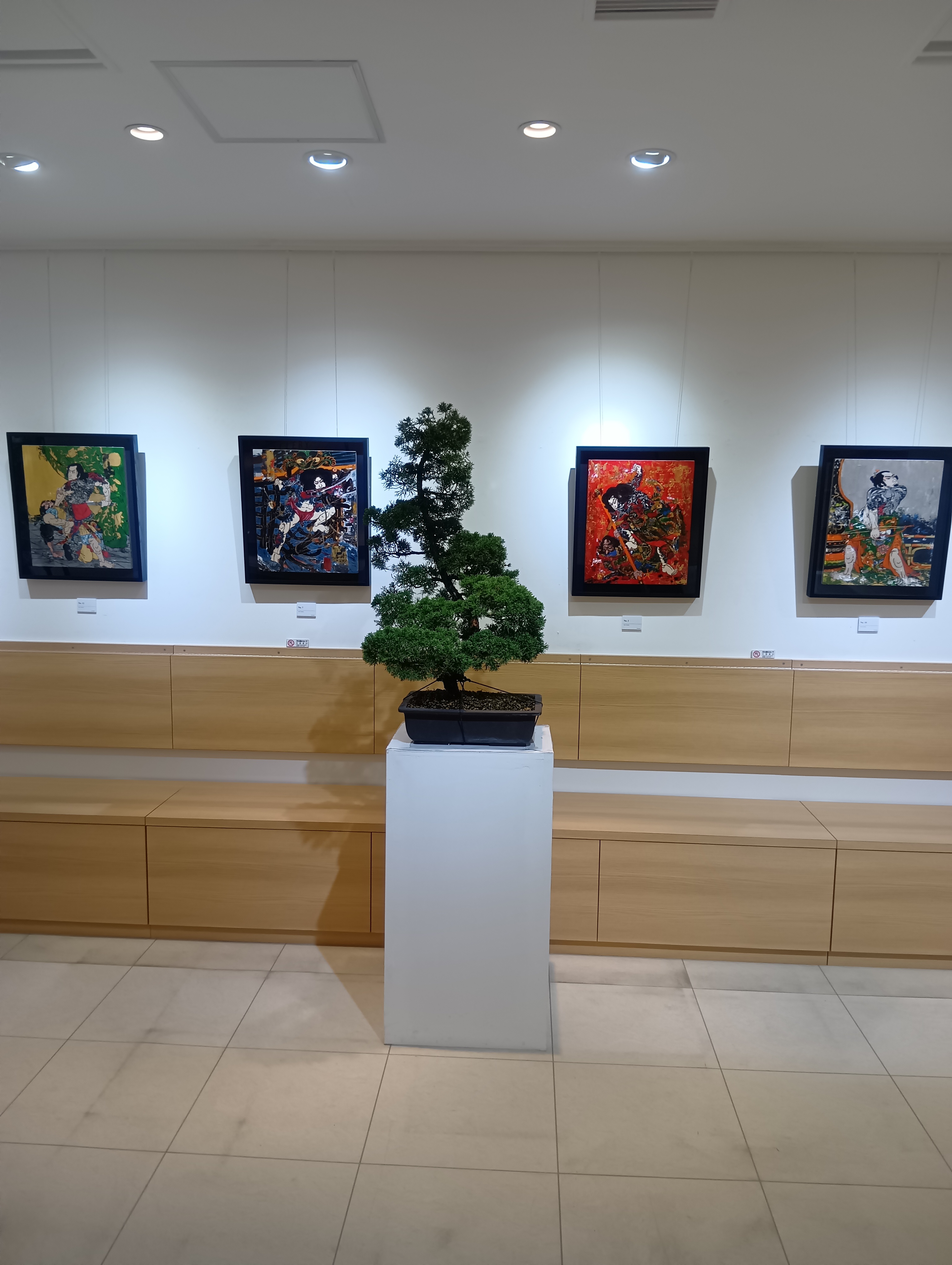 個展初日です！