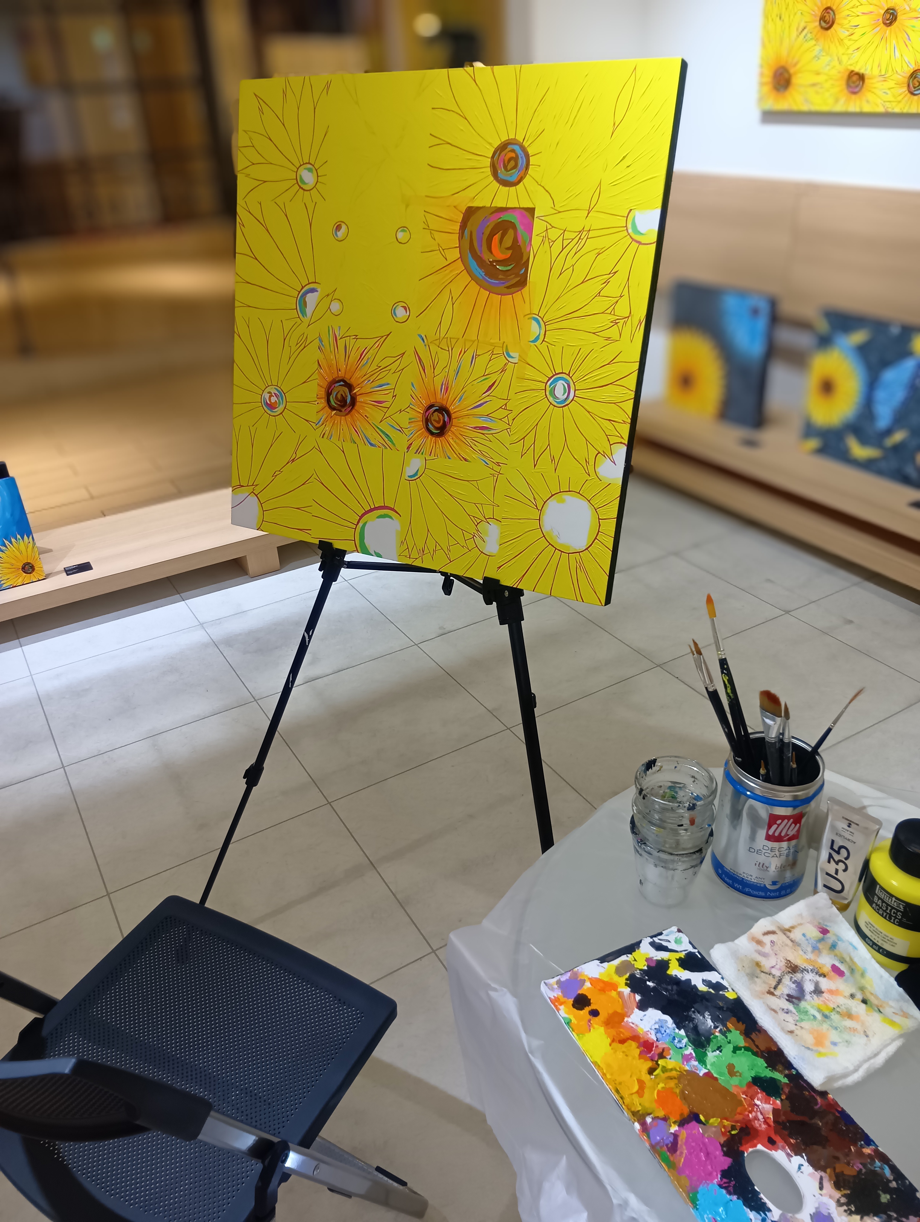 ライブ🎨