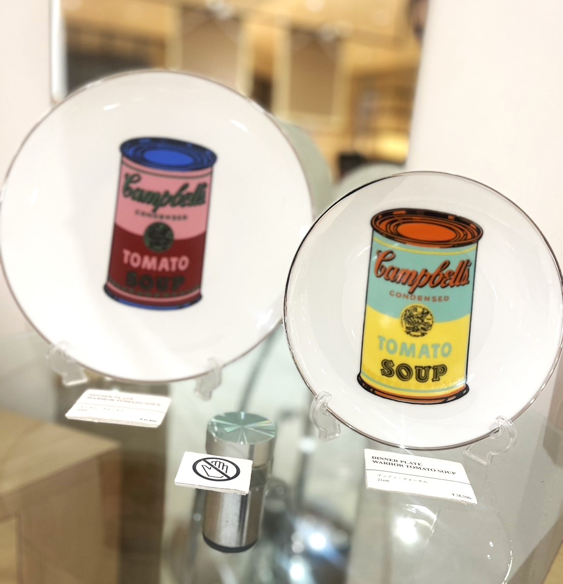 アンディウォーホルのプレートを飾ってみませんか？