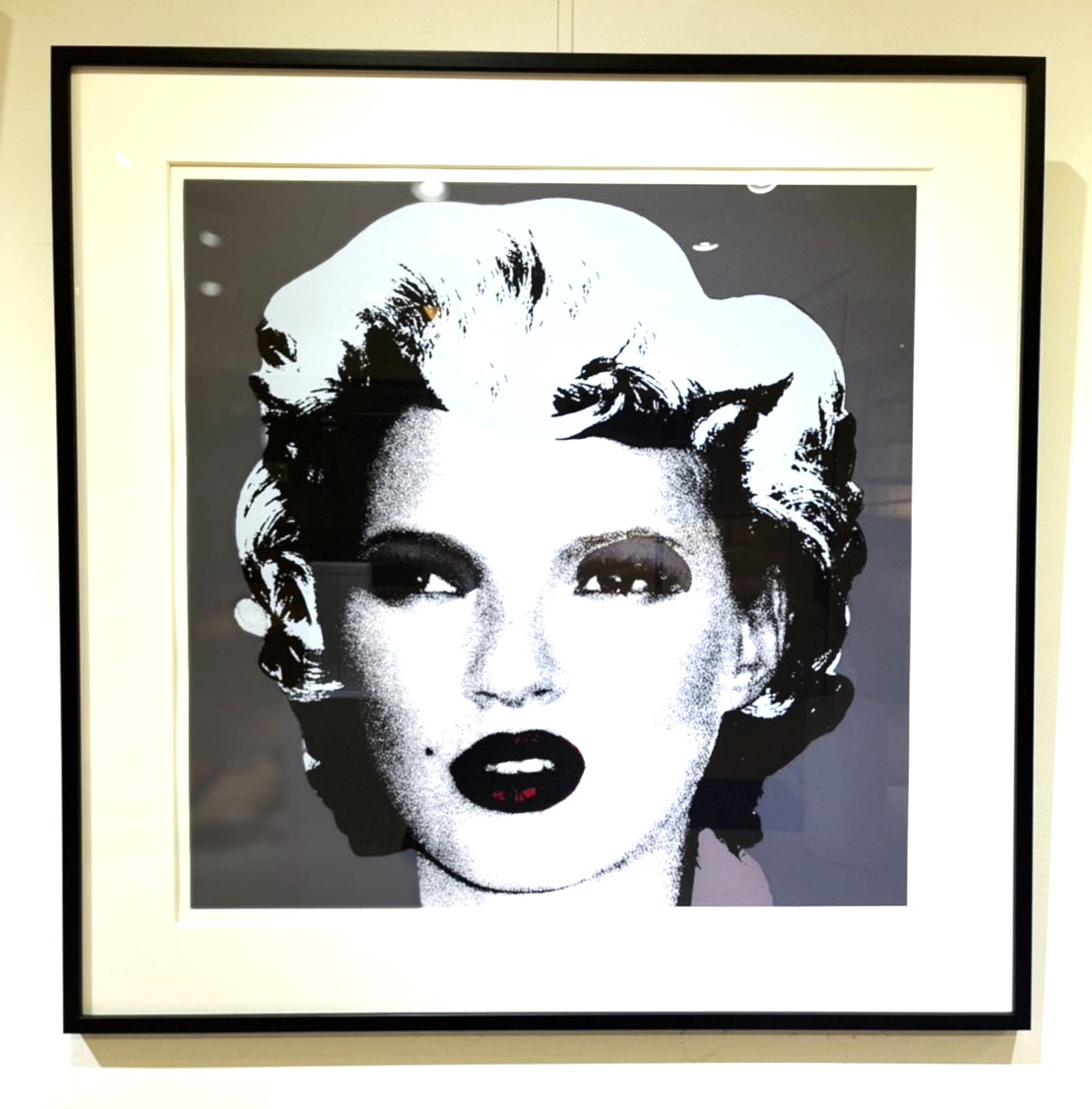 「MUCA展」からバンクシー「KATE MOSS」