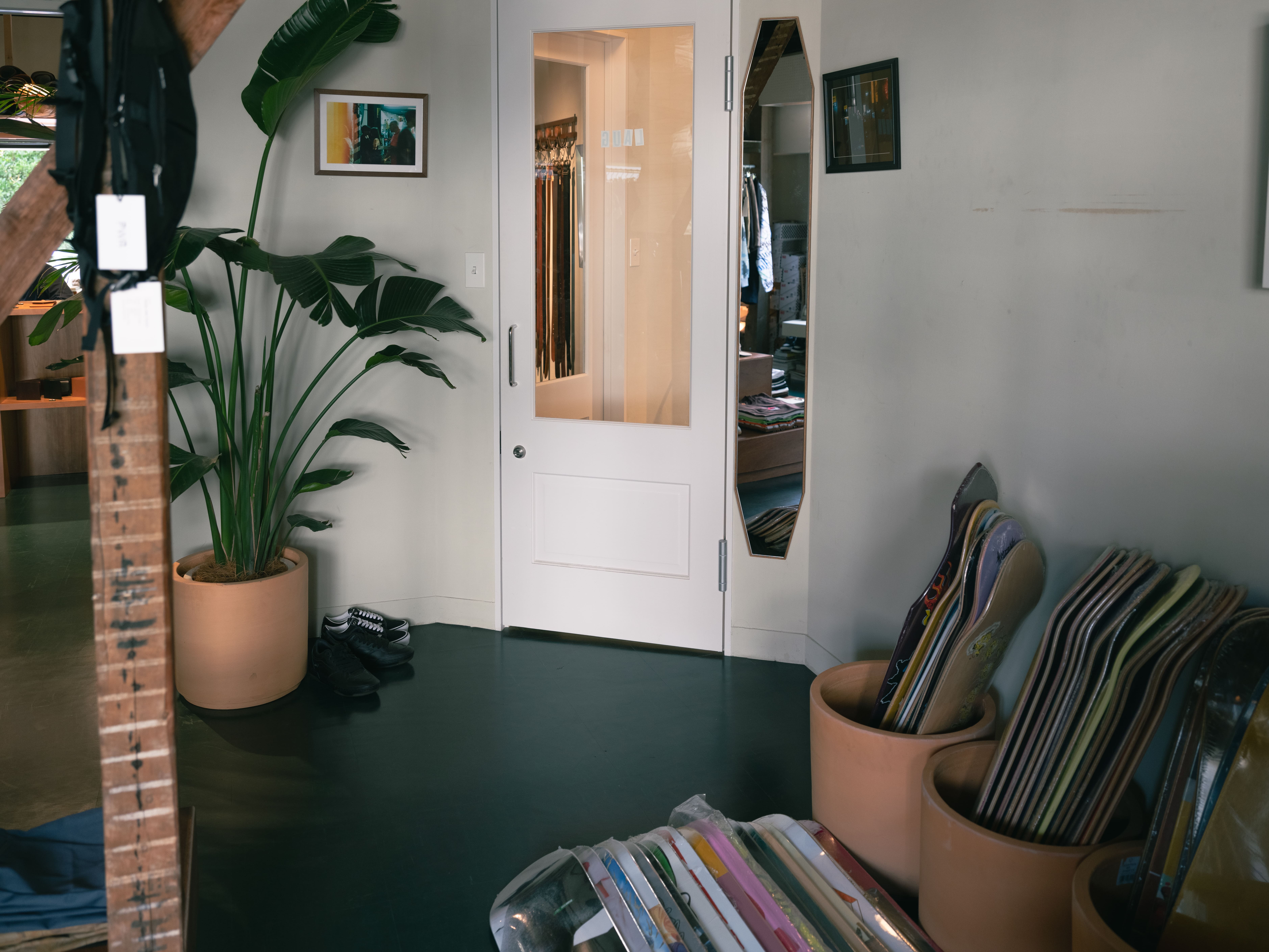 ORDER FURNITURE FOR SHOP