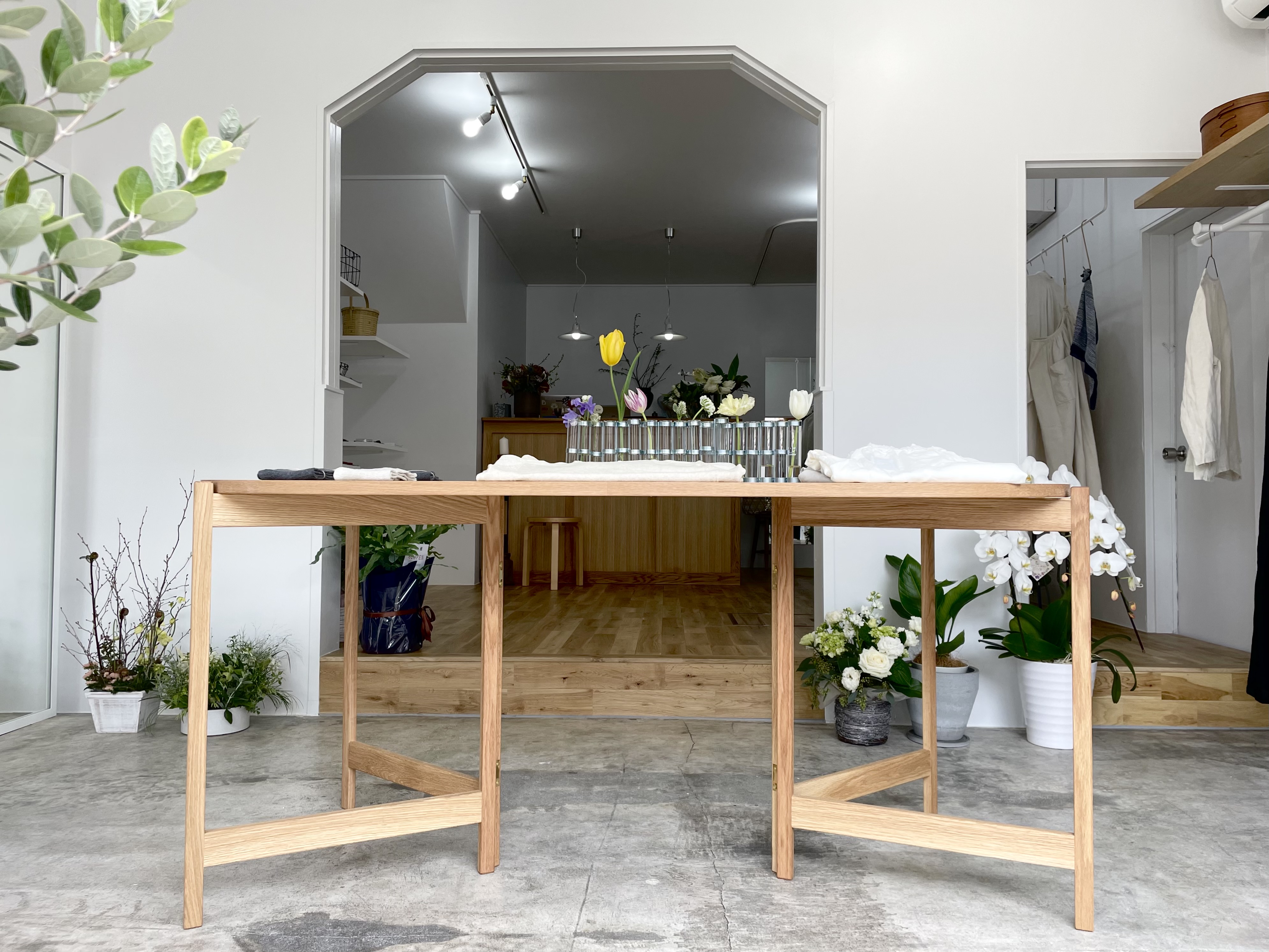 ORDER FURNITURE FOR SHOP