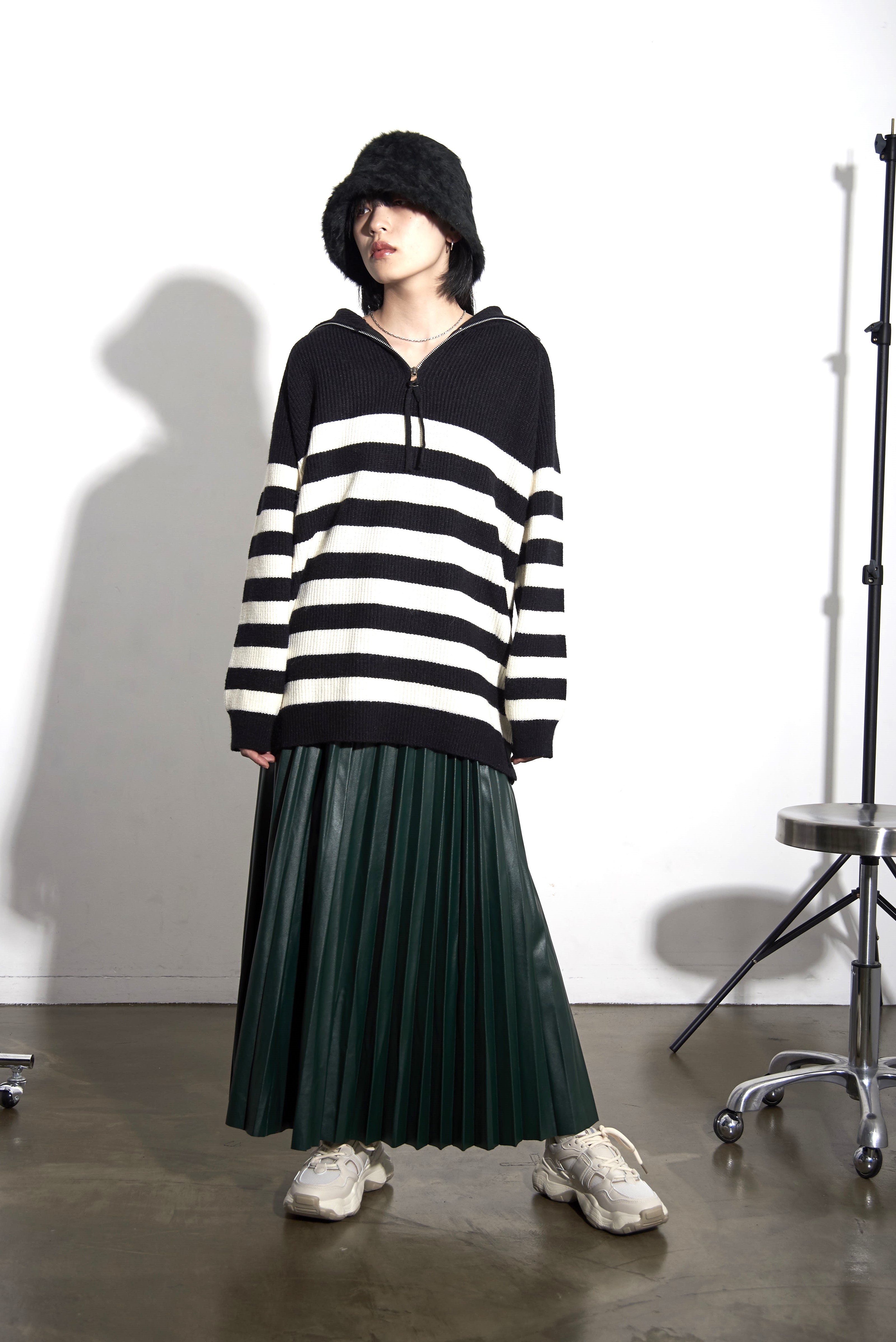 ❣️30％OFF❣️トレンドのハーフジップニット☆オーバーサイズで華奢みせユニセックス！