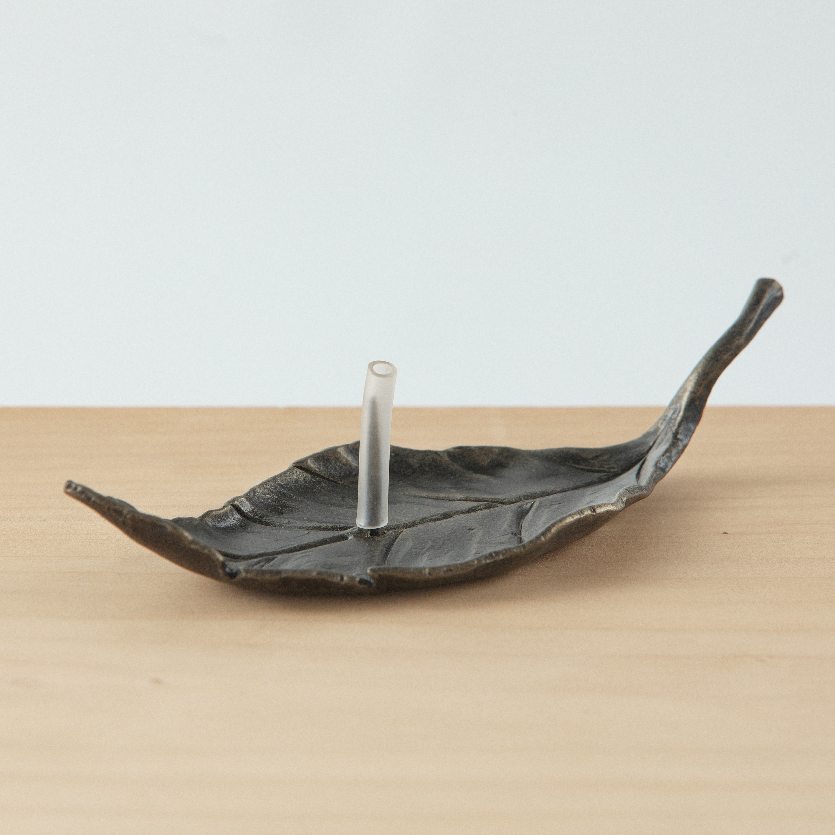 【ご案内】和ろうそく用燭台・行燈(あんどん)を入荷しました。