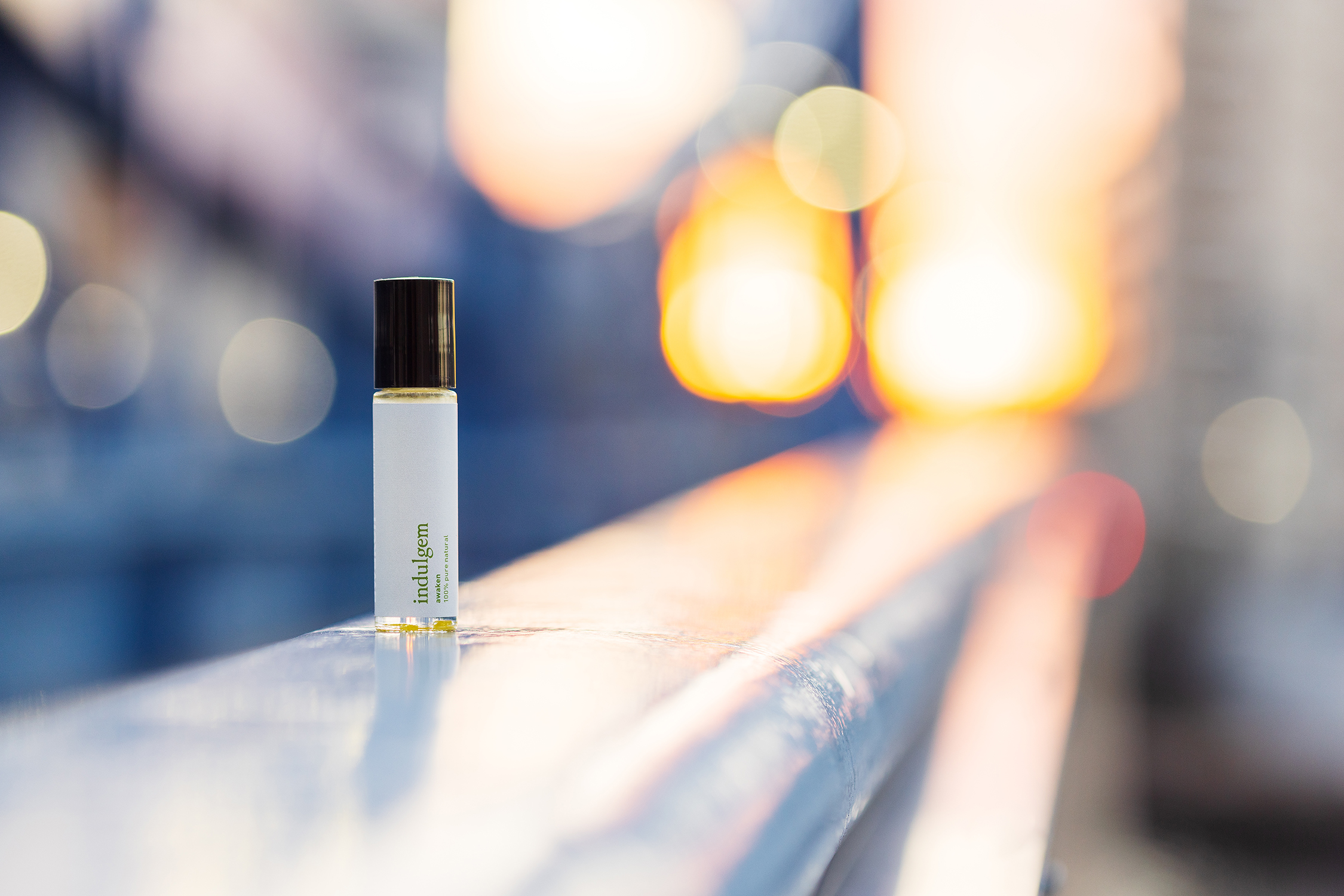 第三弾ロールオンアロマ<awaken>1/13オンラインショップ先行発売