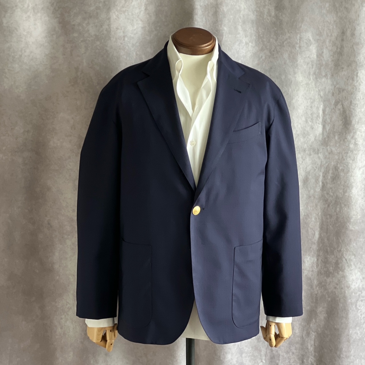 新作であるラウンジジャケットの記事を公開しました