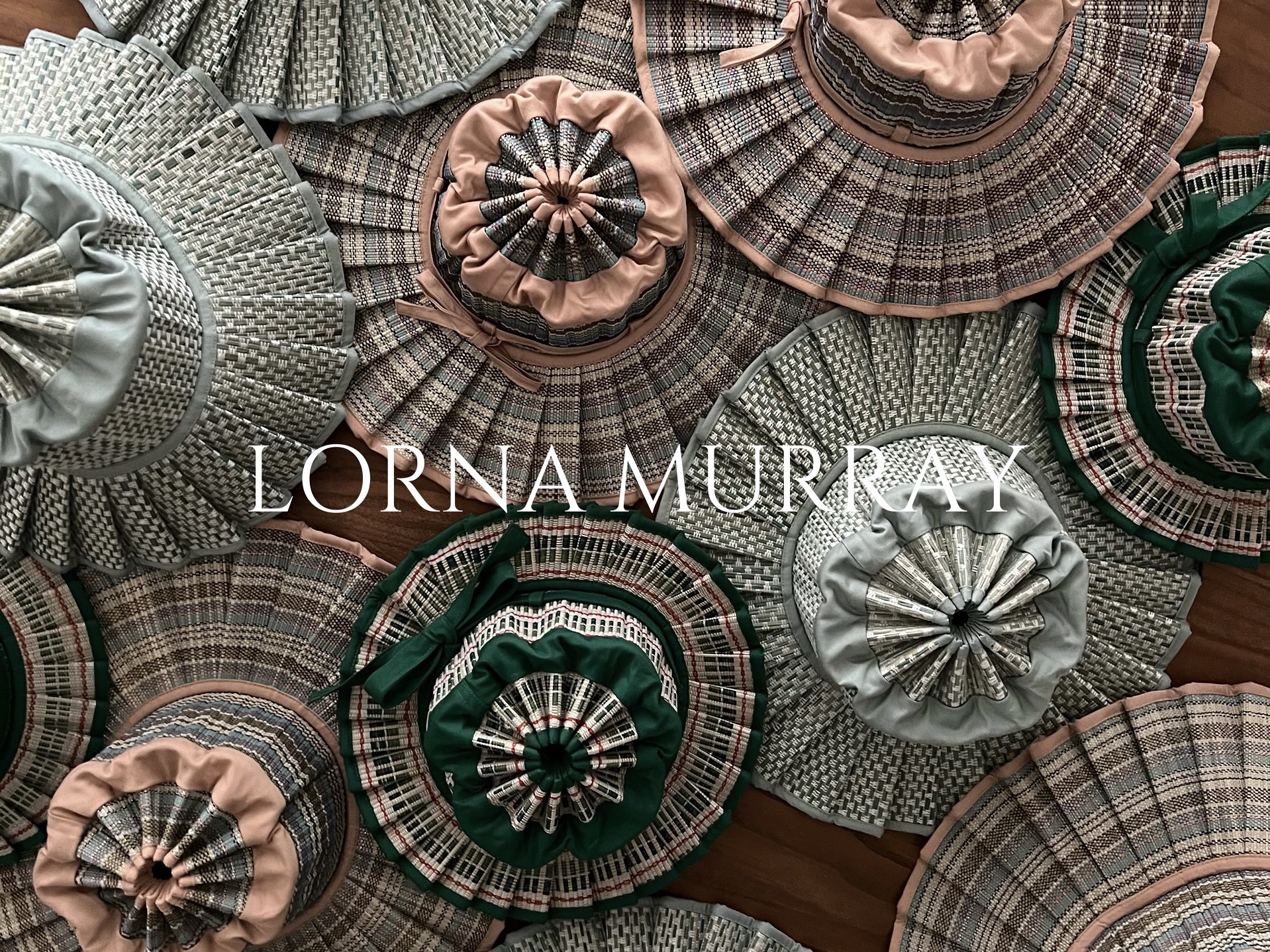"LORNA MURRAY"入荷しました!
